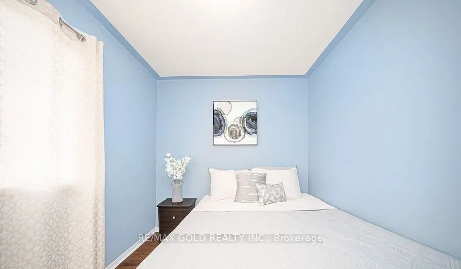 108 Black Forest Drive N