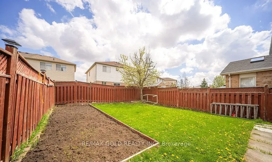 108 Black Forest Drive N