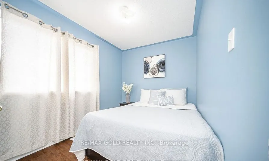 108 Black Forest Drive N