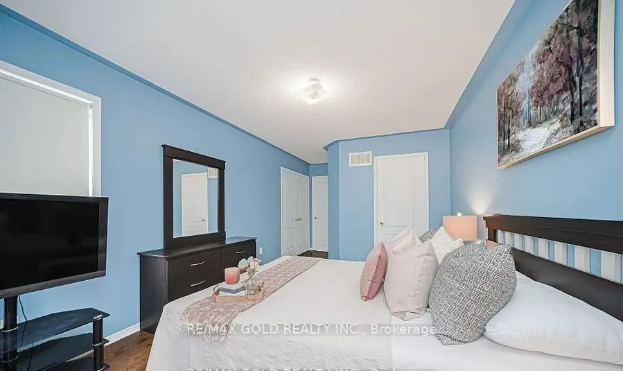 108 Black Forest Drive N