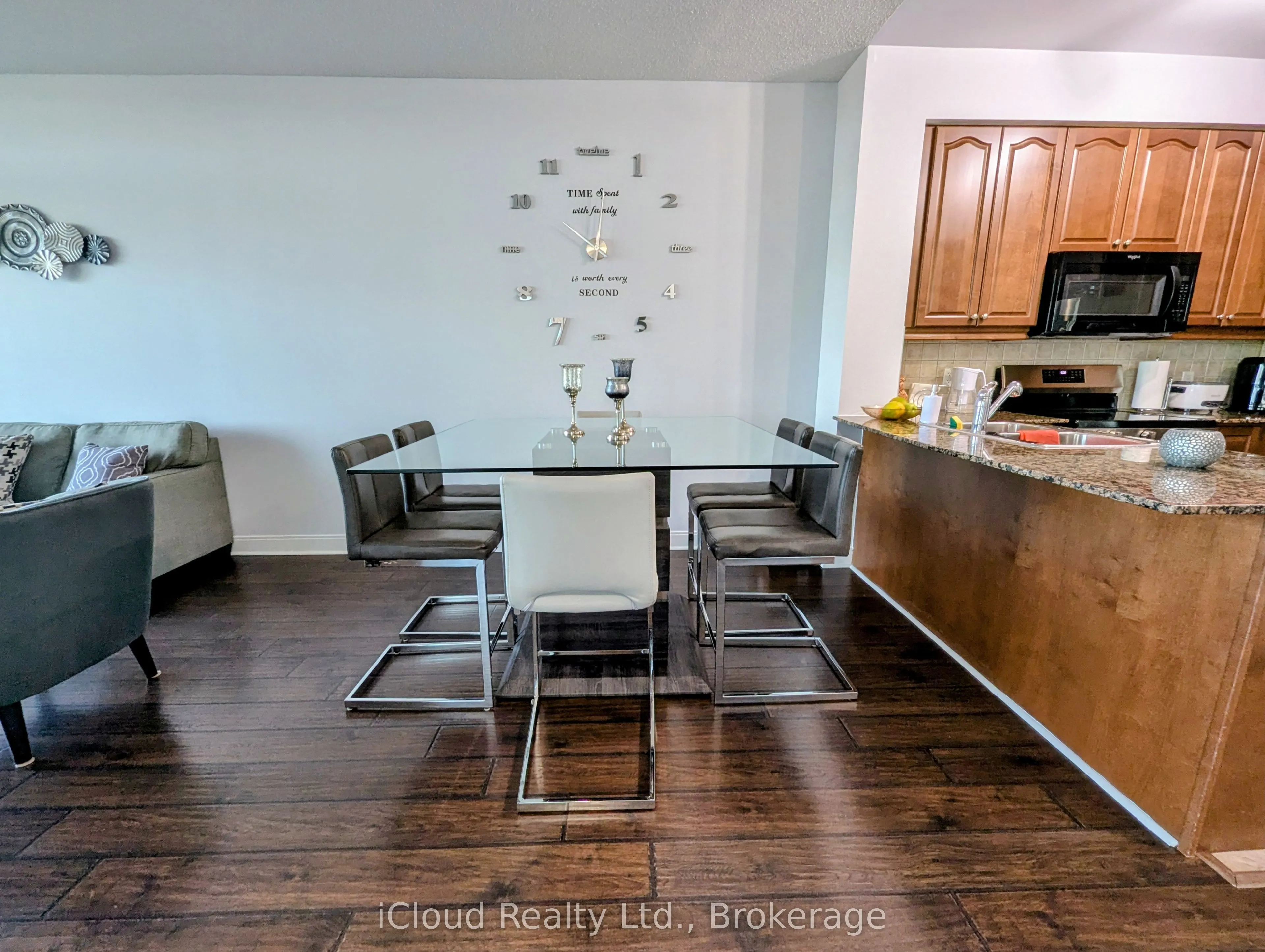 90 Absolute Avenue, #1010