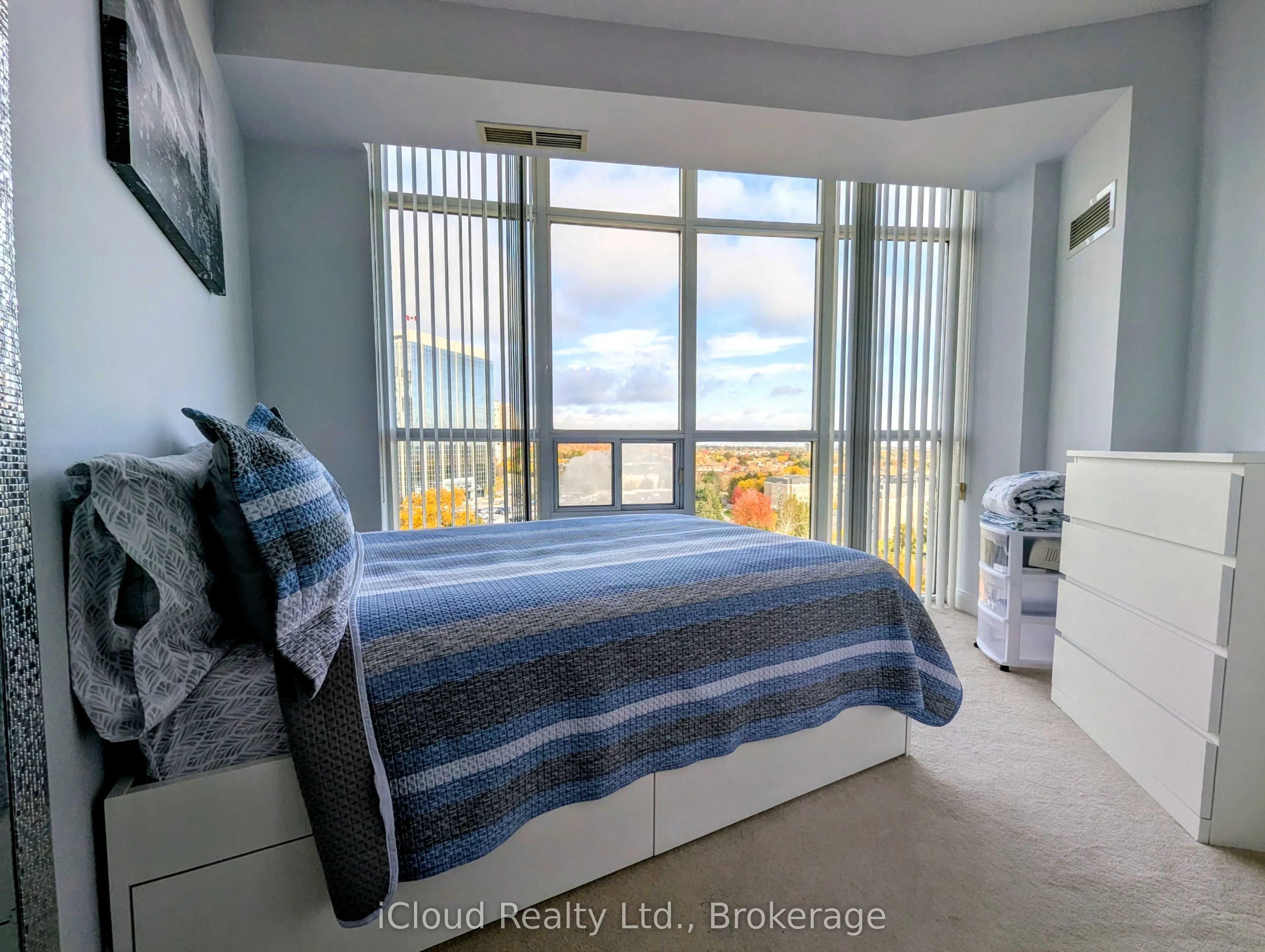 90 Absolute Avenue, #1010