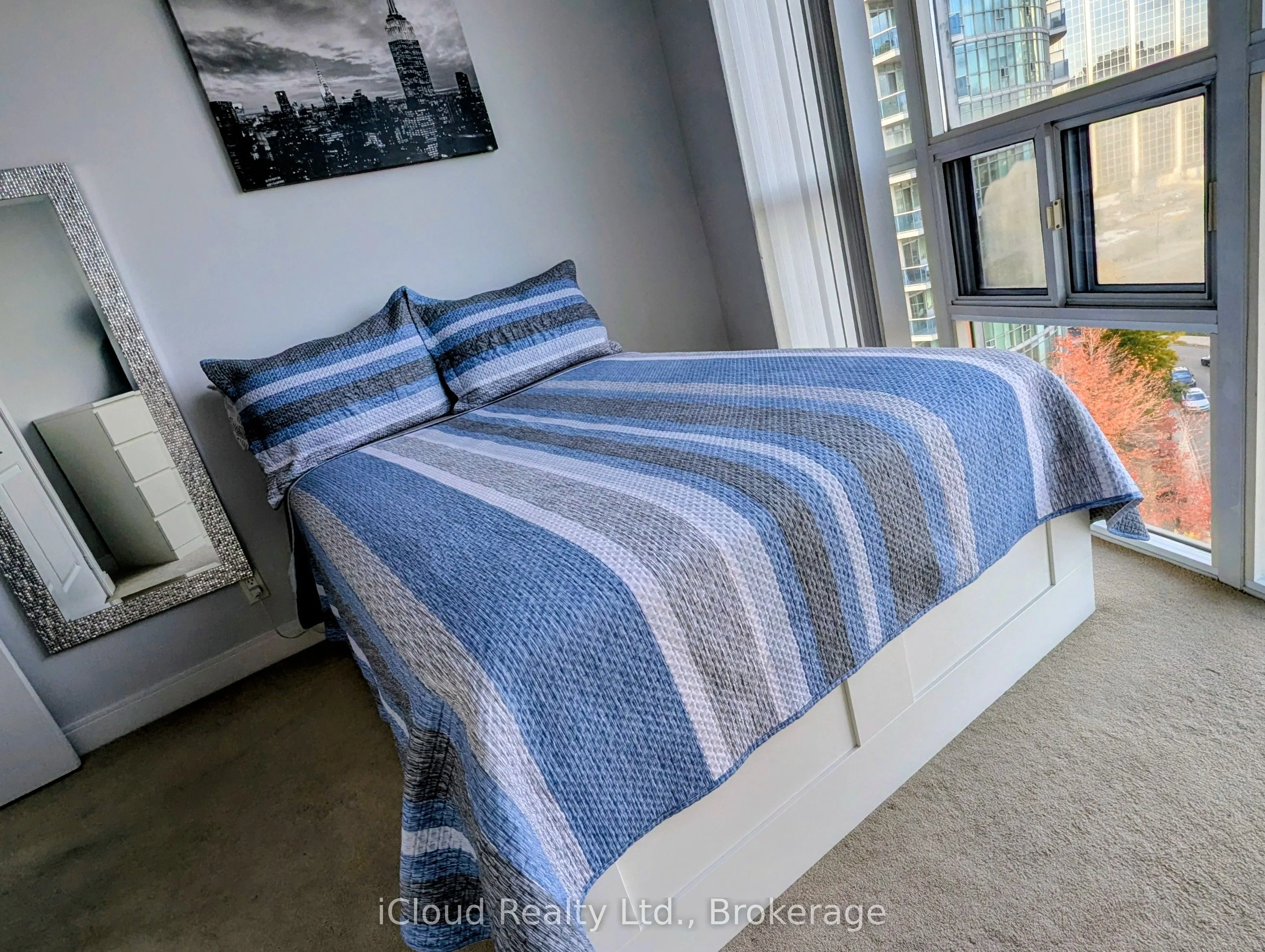 90 Absolute Avenue, #1010