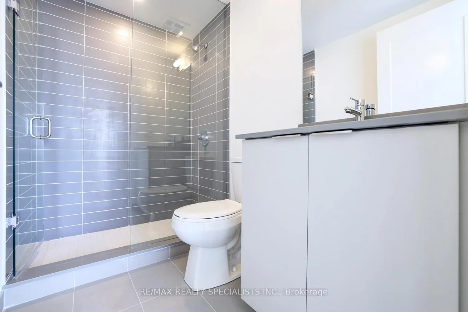 3071 Trafalgar Road, #405