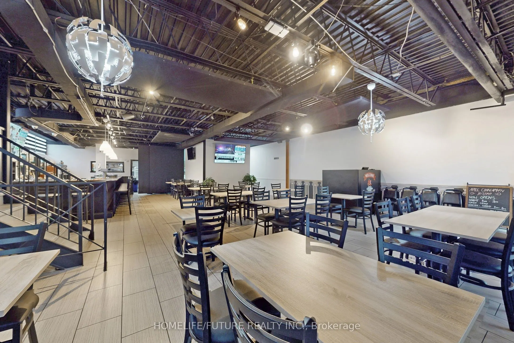 1278 St Clair Avenue W