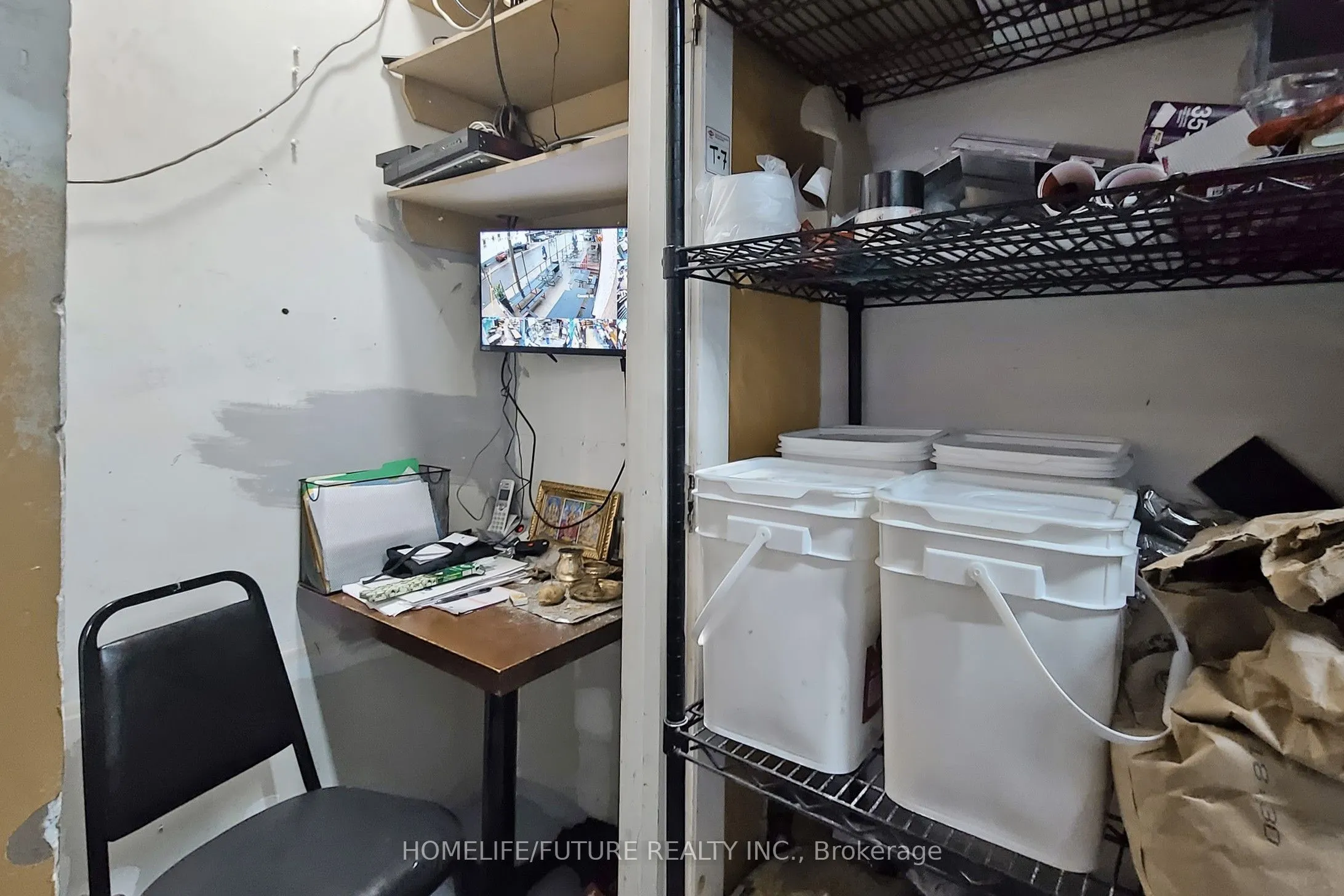 1278 St Clair Avenue W