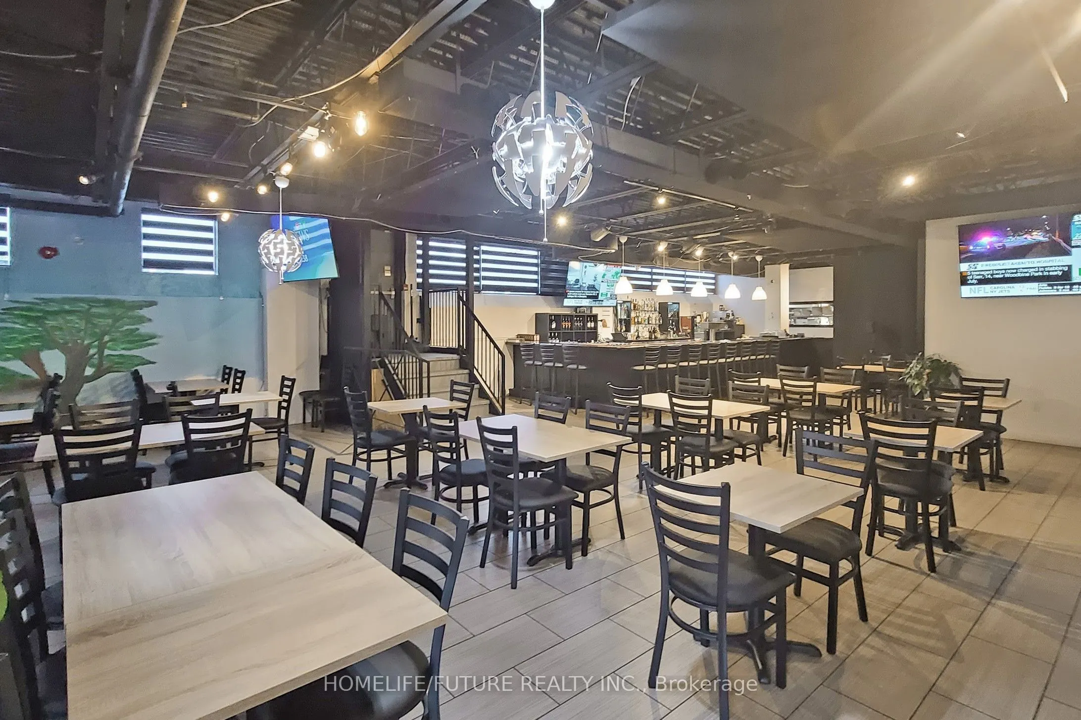 1278 St Clair Avenue W