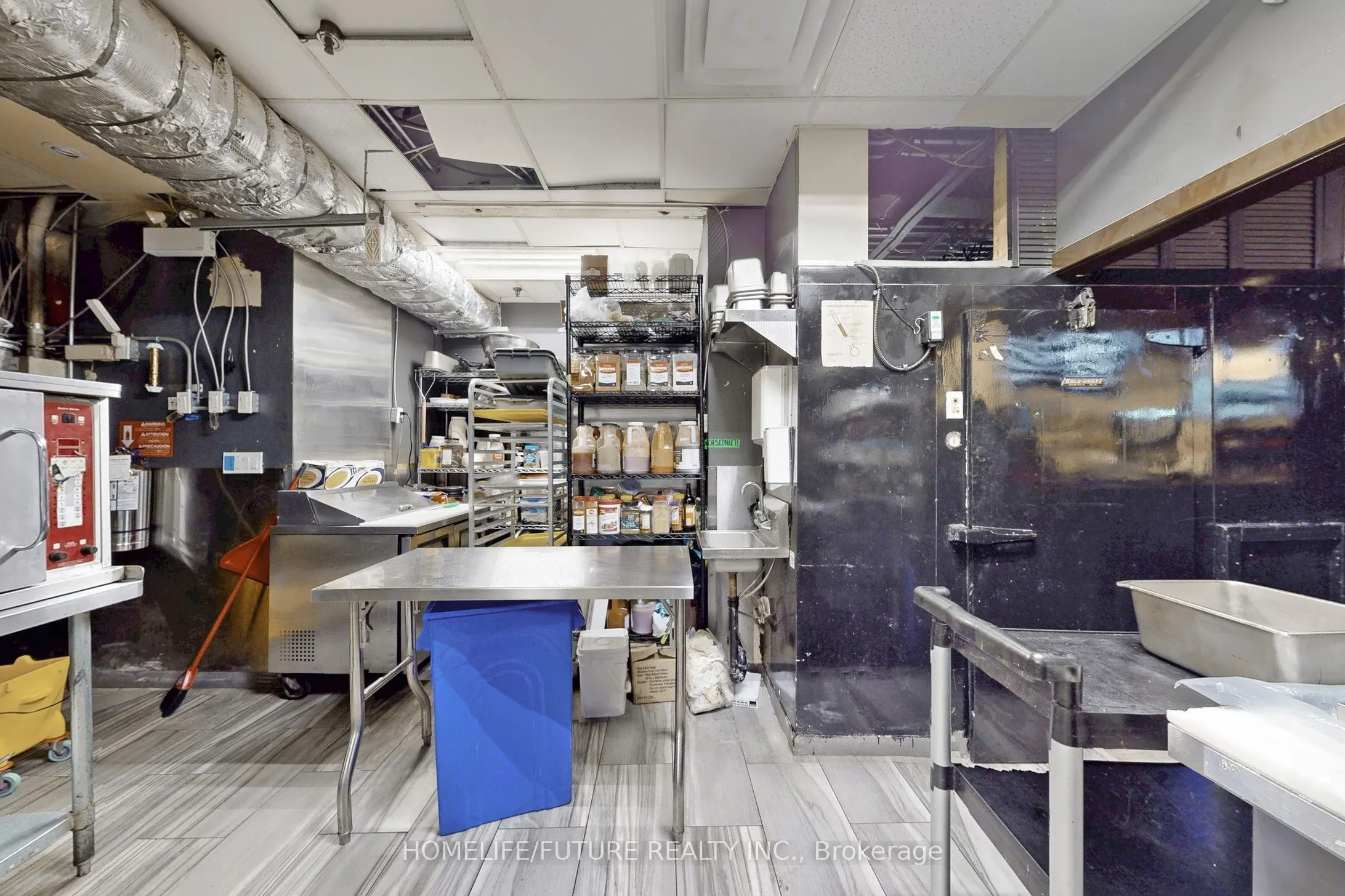 1278 St Clair Avenue W