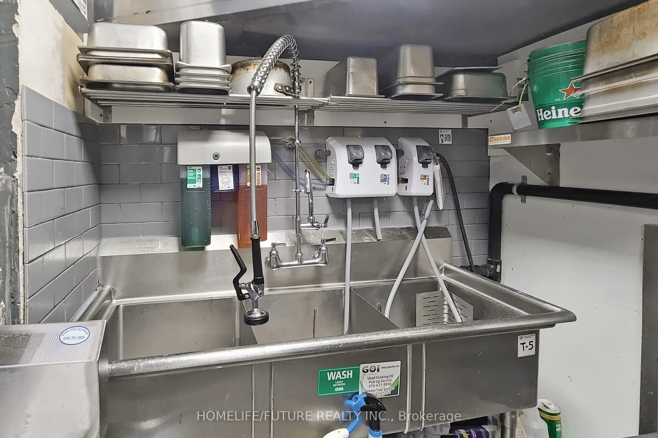 1278 St Clair Avenue W