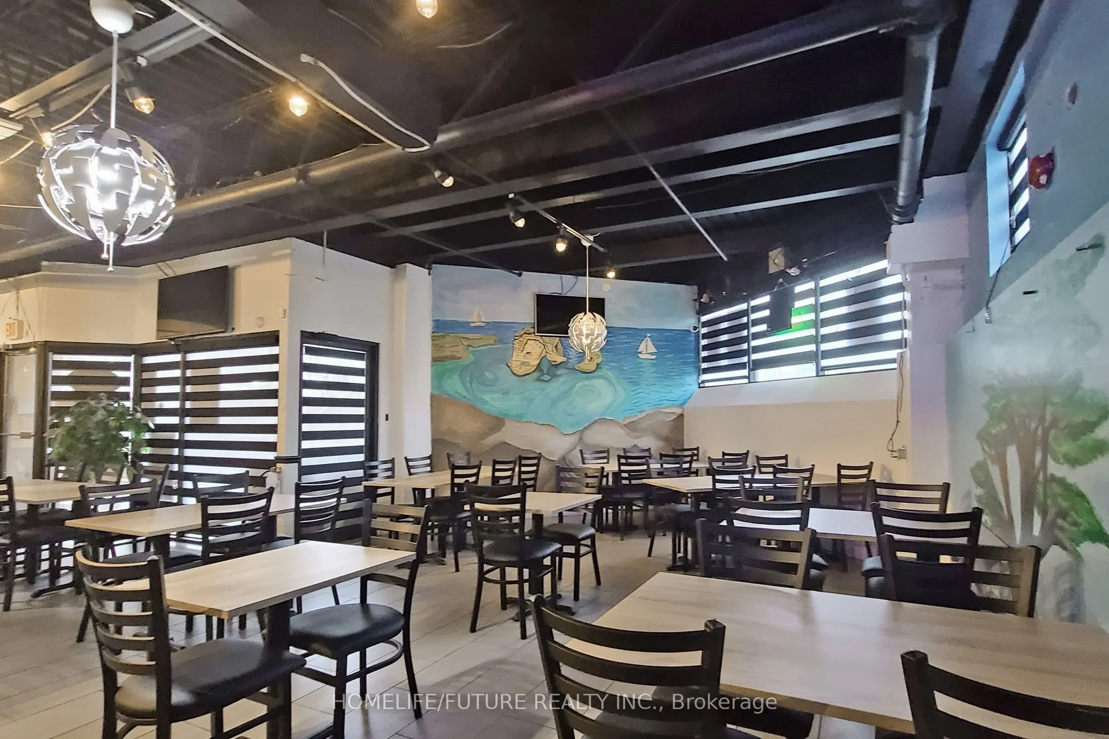 1278 St Clair Avenue W