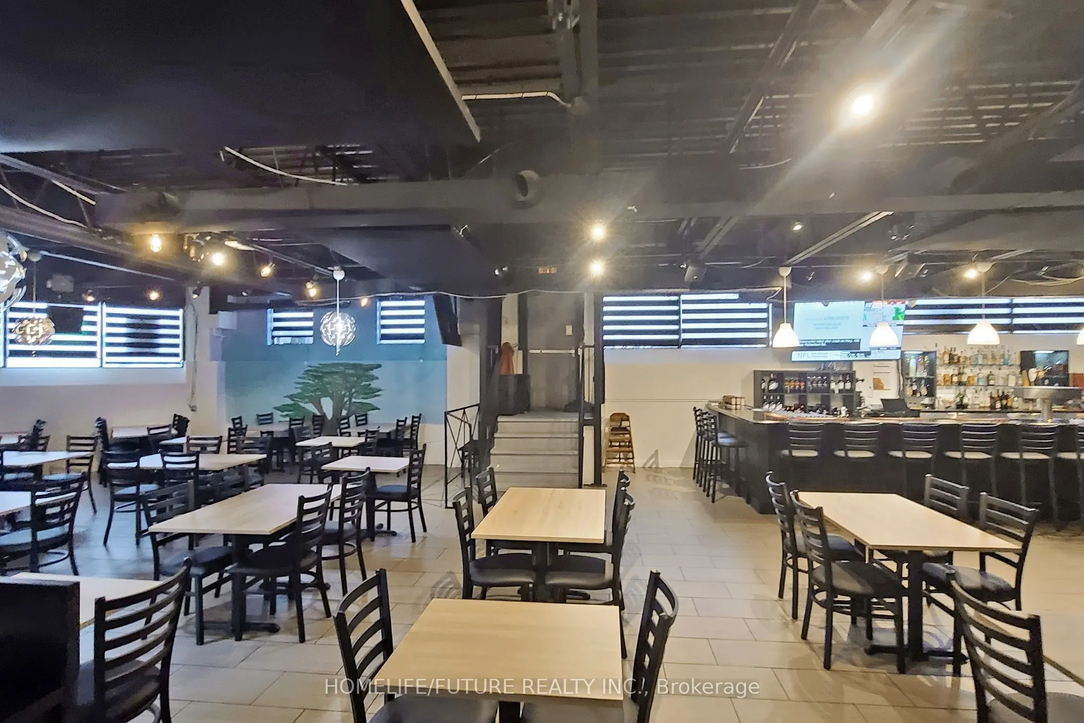 1278 St Clair Avenue W