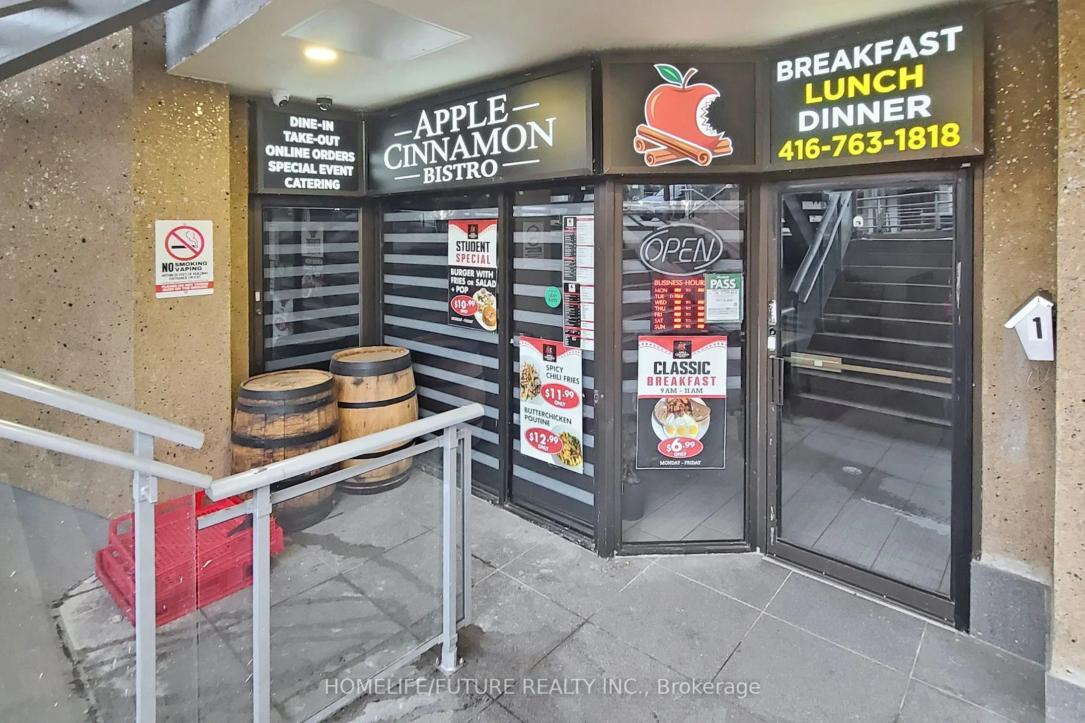 1278 St Clair Avenue W