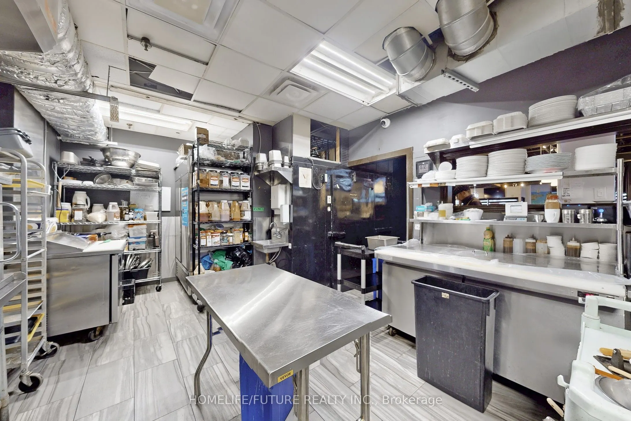 1278 St Clair Avenue W