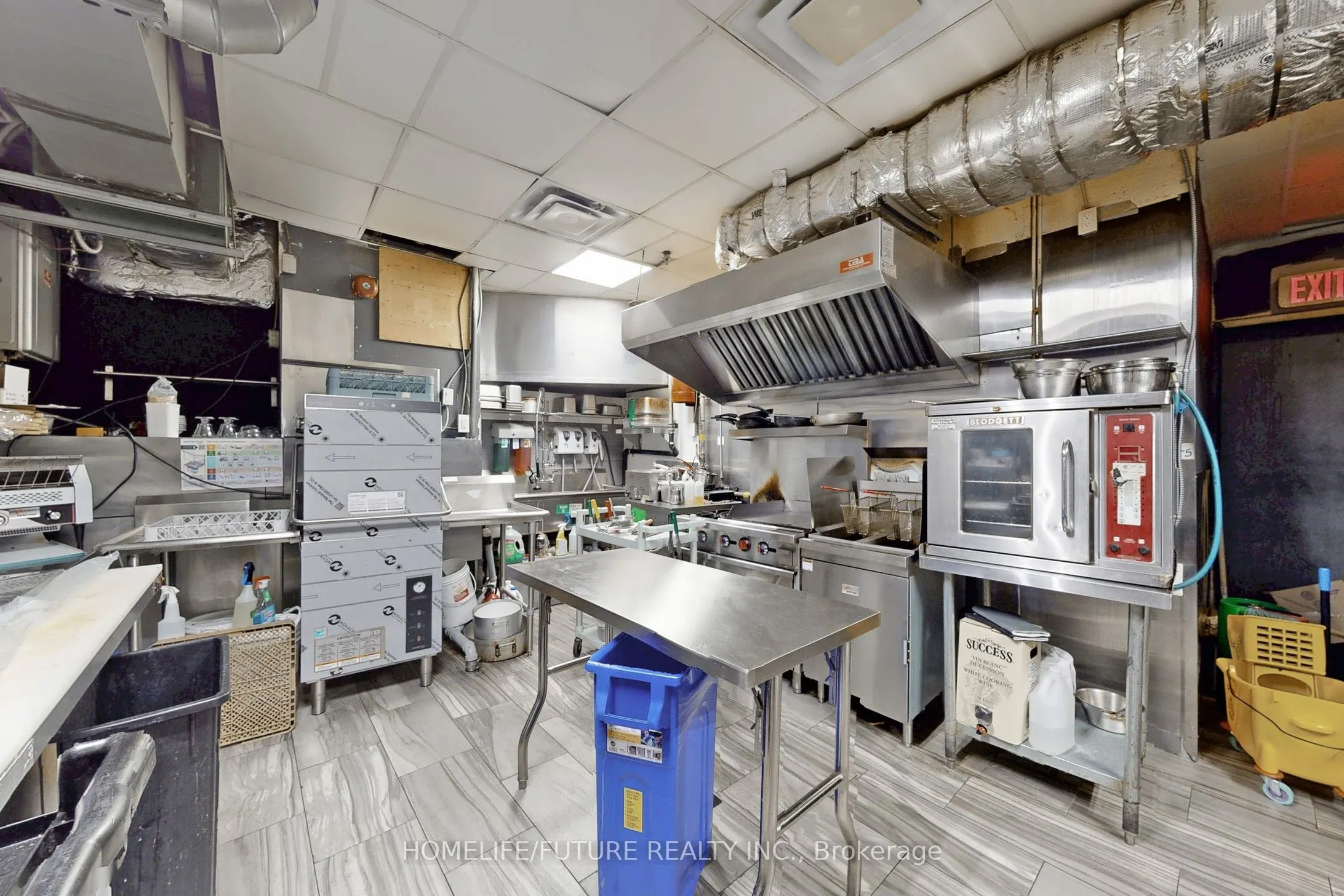 1278 St Clair Avenue W