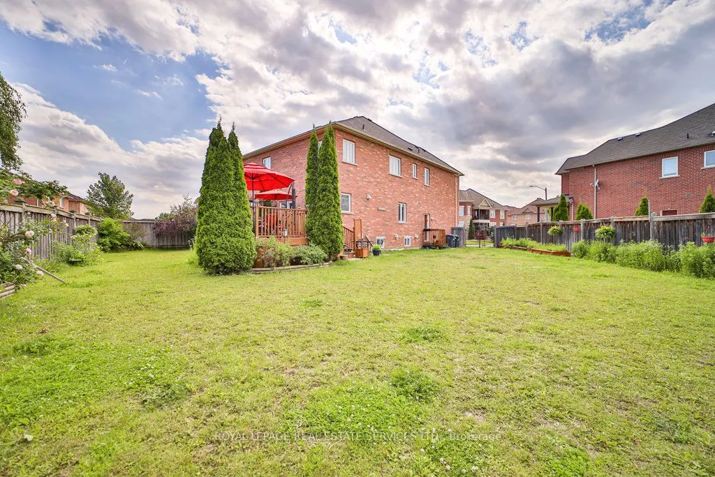 44 Game Creek Crescent