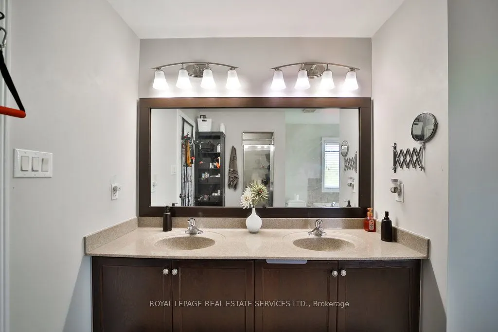 44 Game Creek Crescent