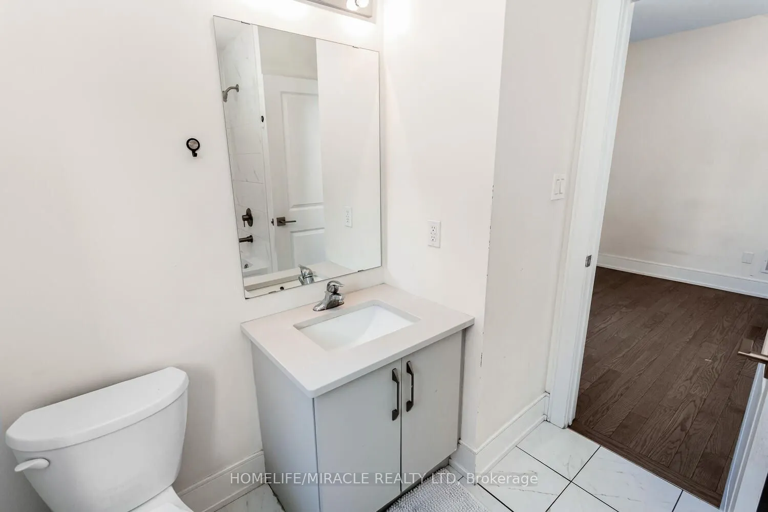 3326 Millicent Avenue, #Coach