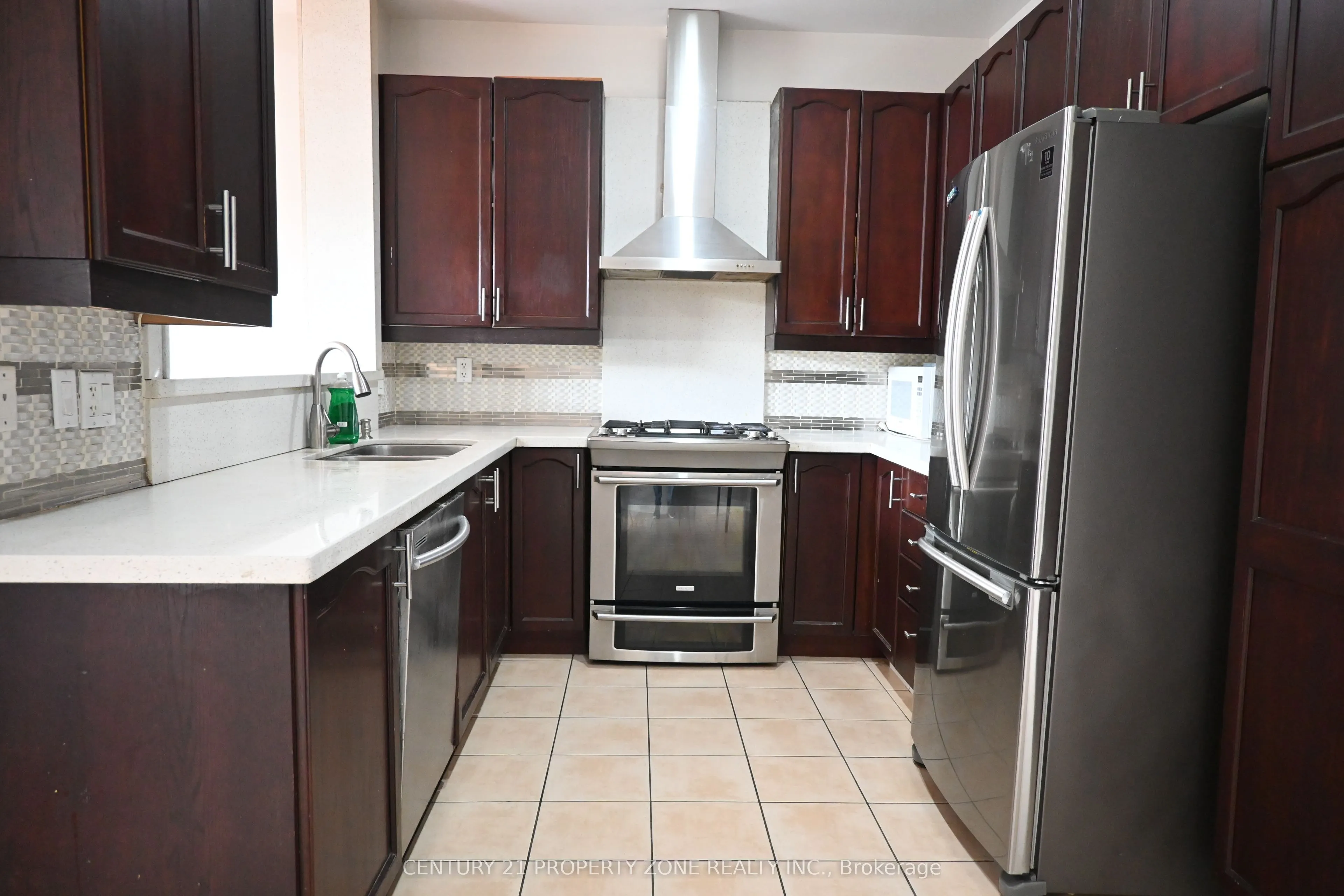 39 Harbourtown Crescent