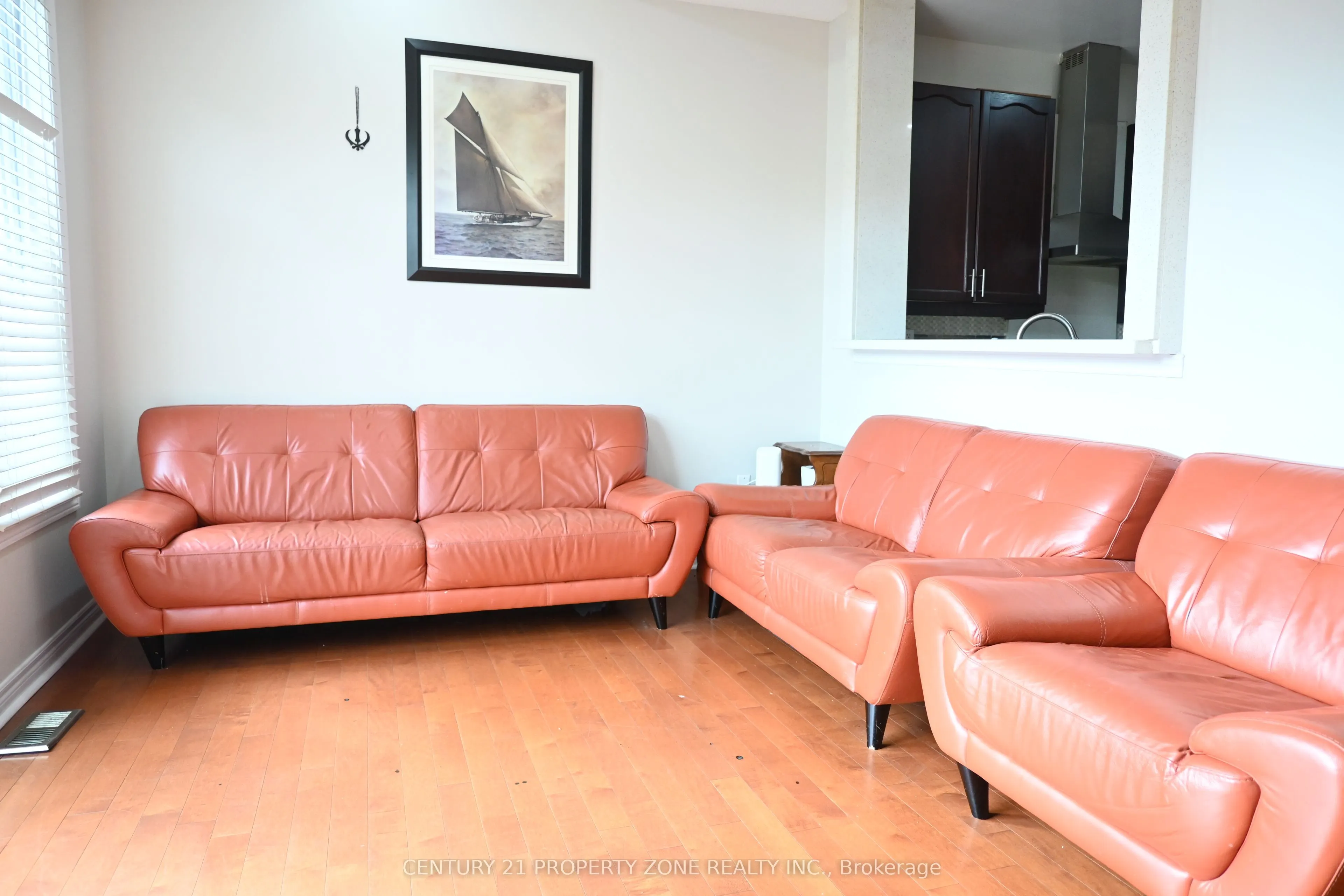 39 Harbourtown Crescent