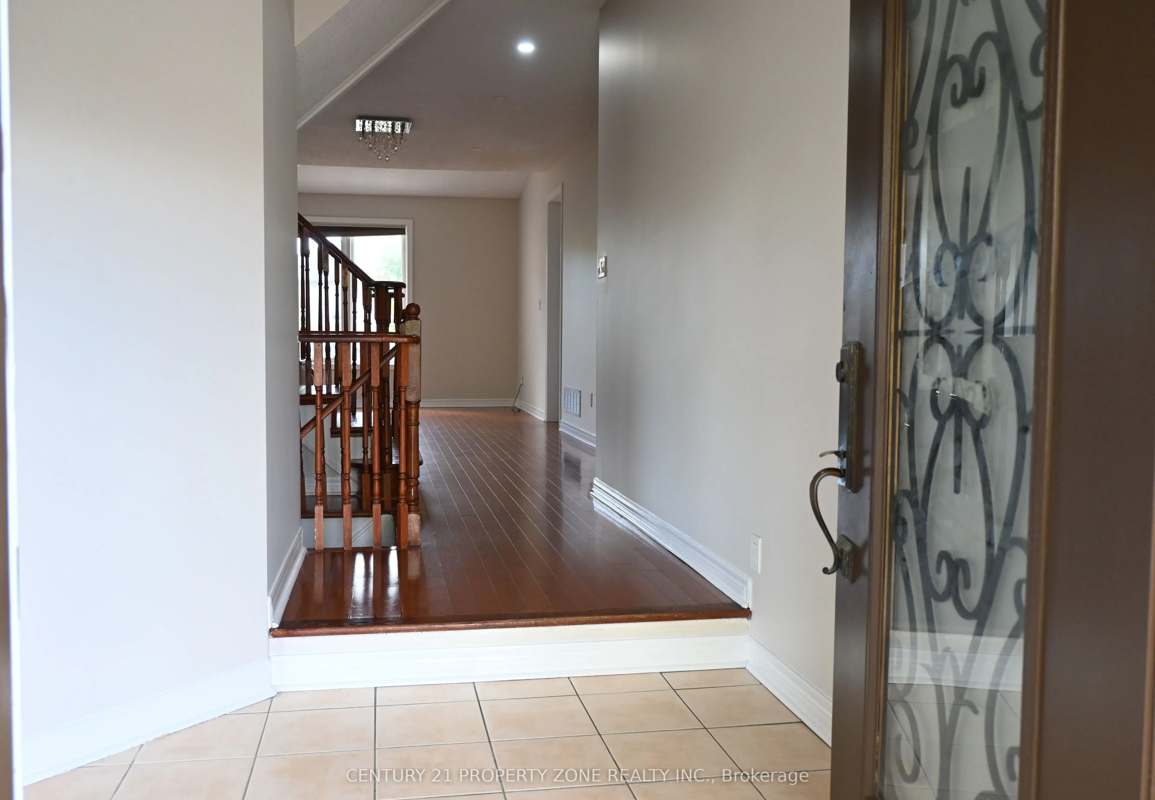 39 Harbourtown Crescent