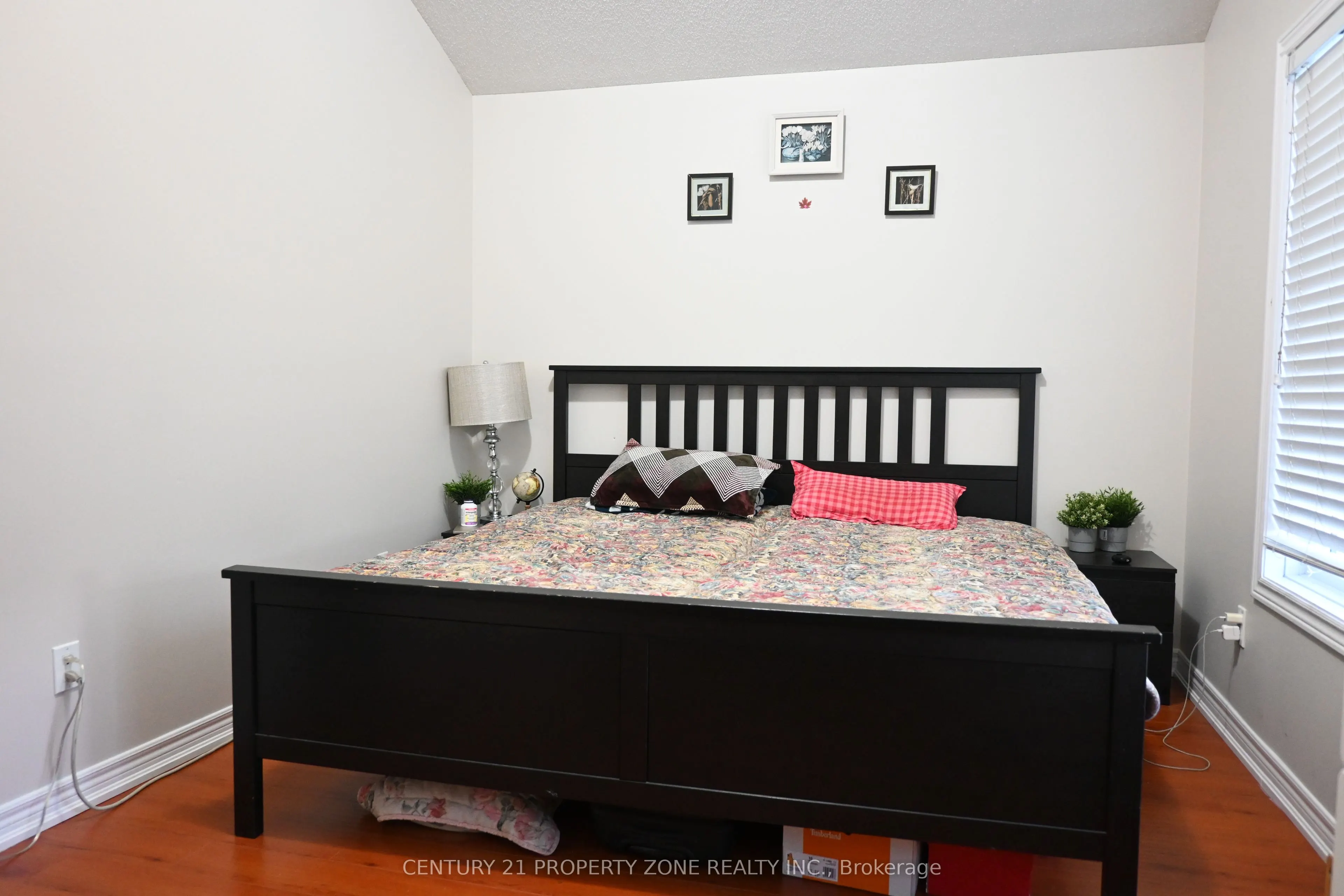 39 Harbourtown Crescent