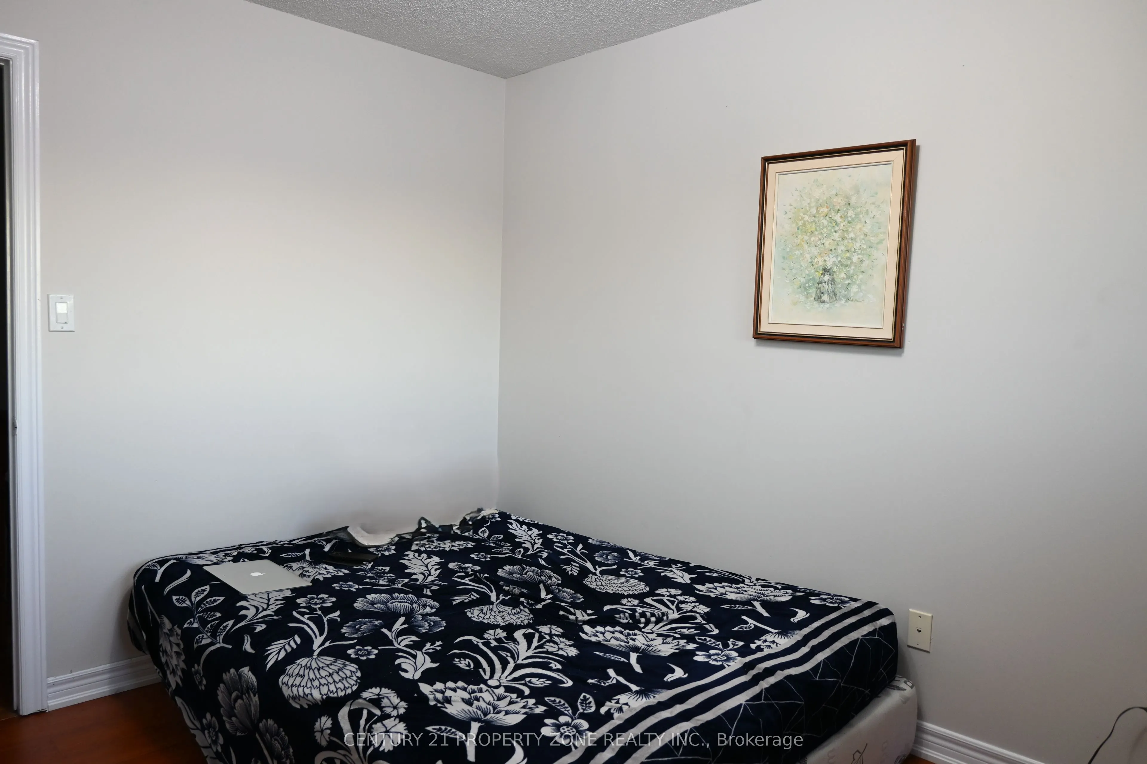 39 Harbourtown Crescent