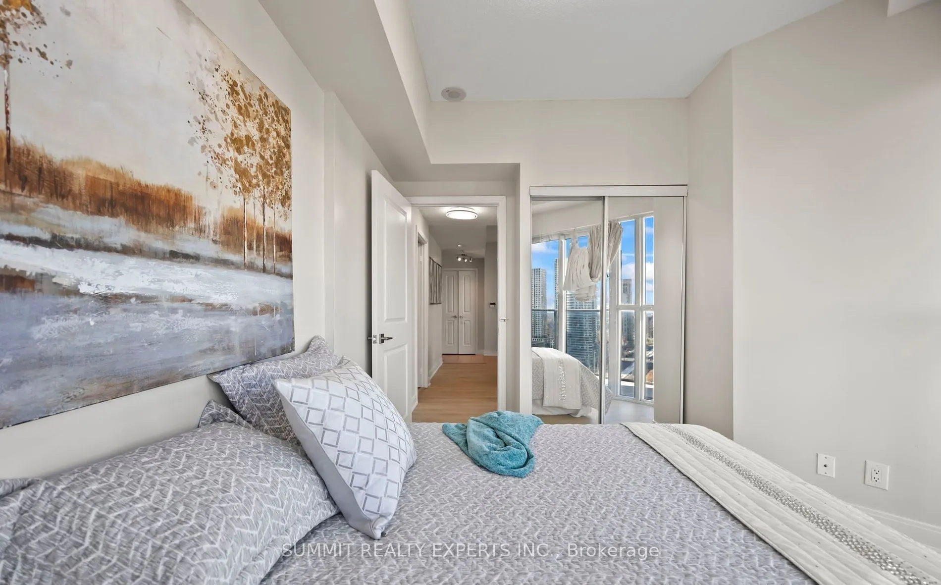 60 Absolute Avenue, #1901