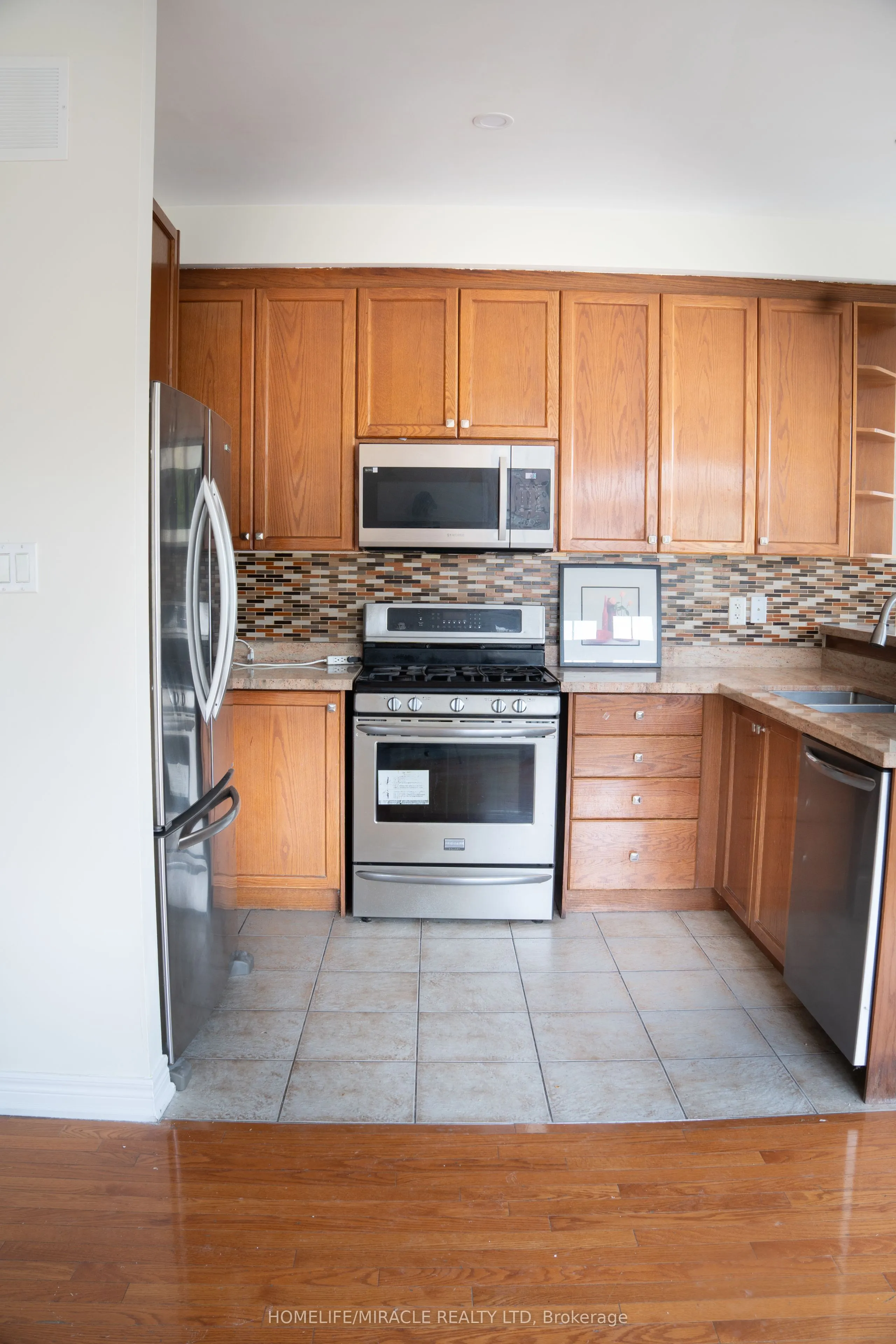 37 Calm Waters Crescent