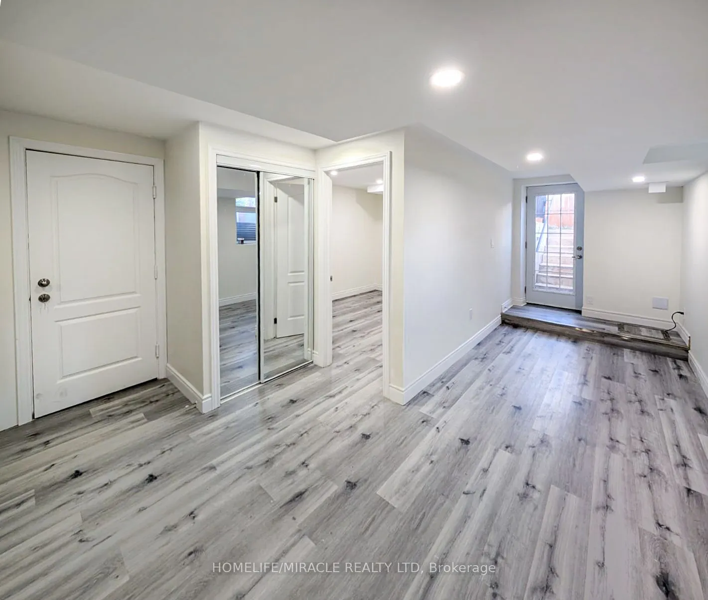 37 Calm Waters Crescent