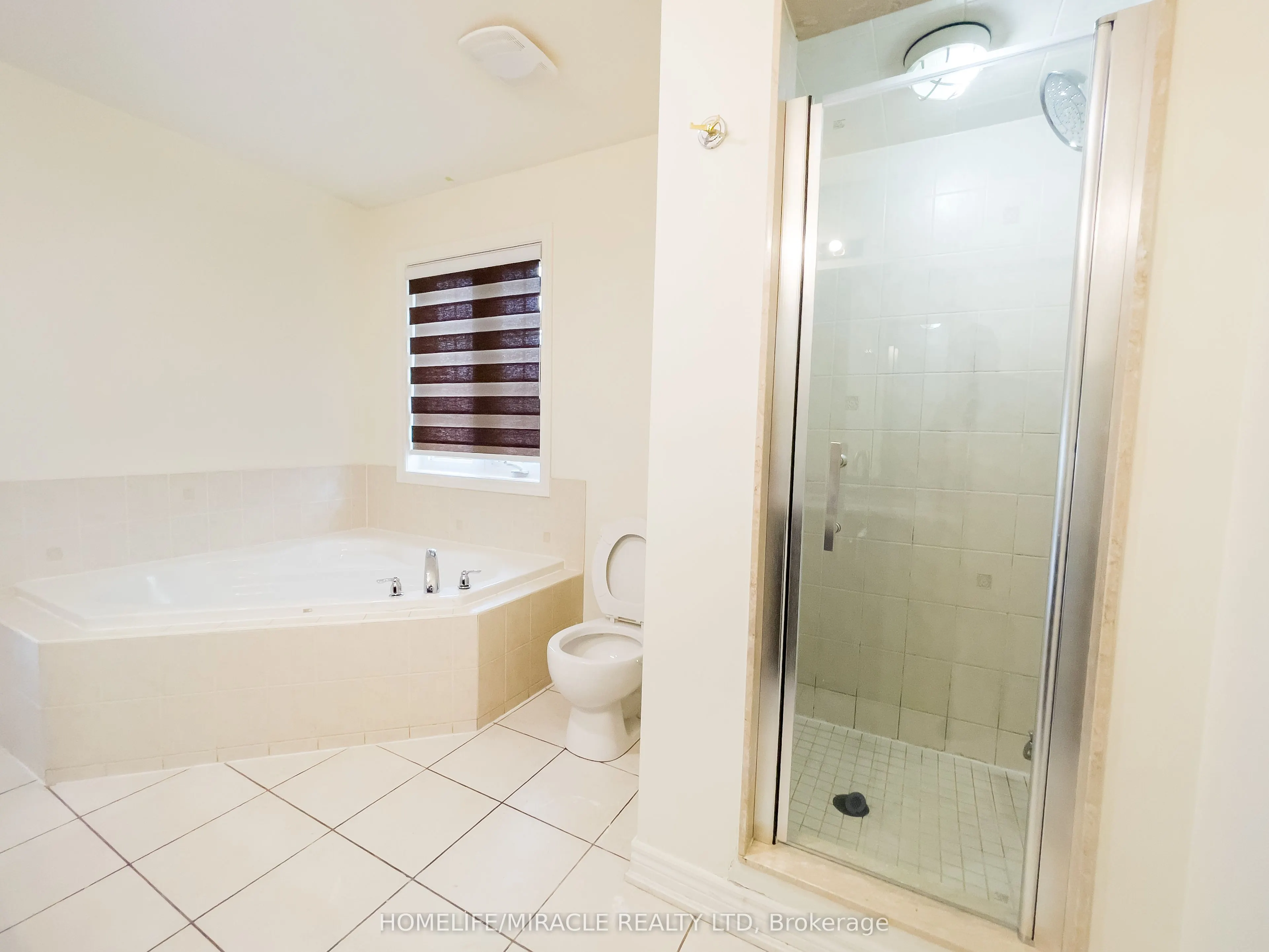 37 Calm Waters Crescent