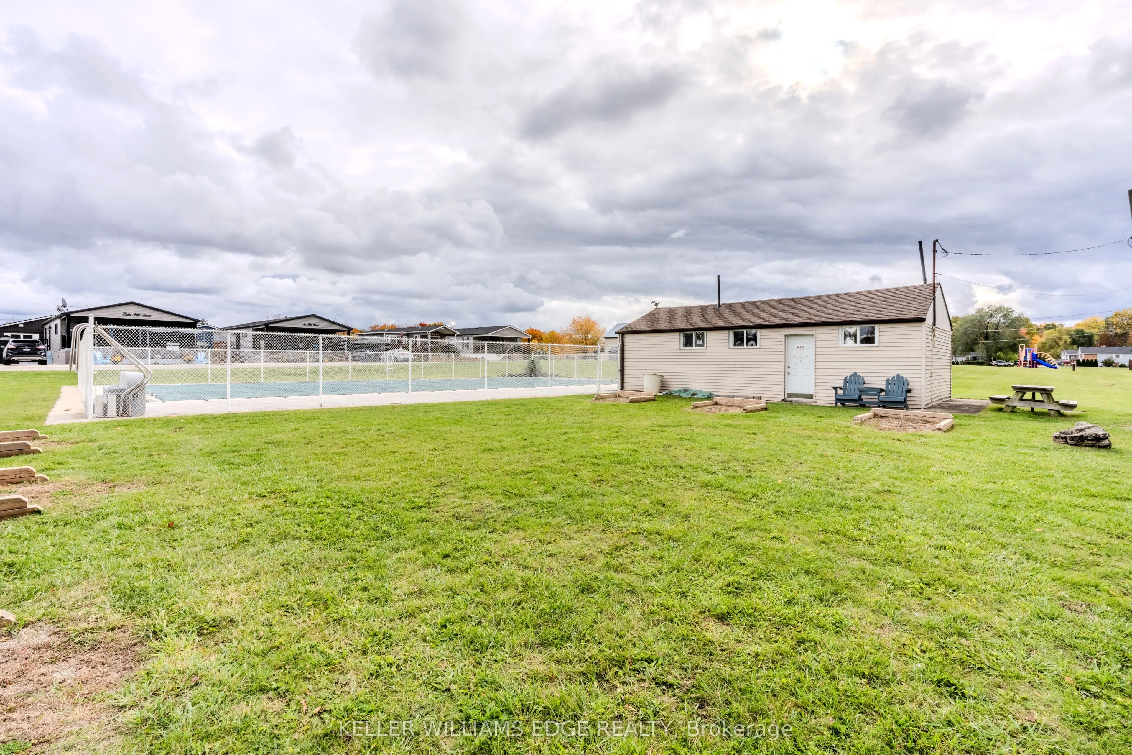 4449 Milburough Line, #4 Tamarack