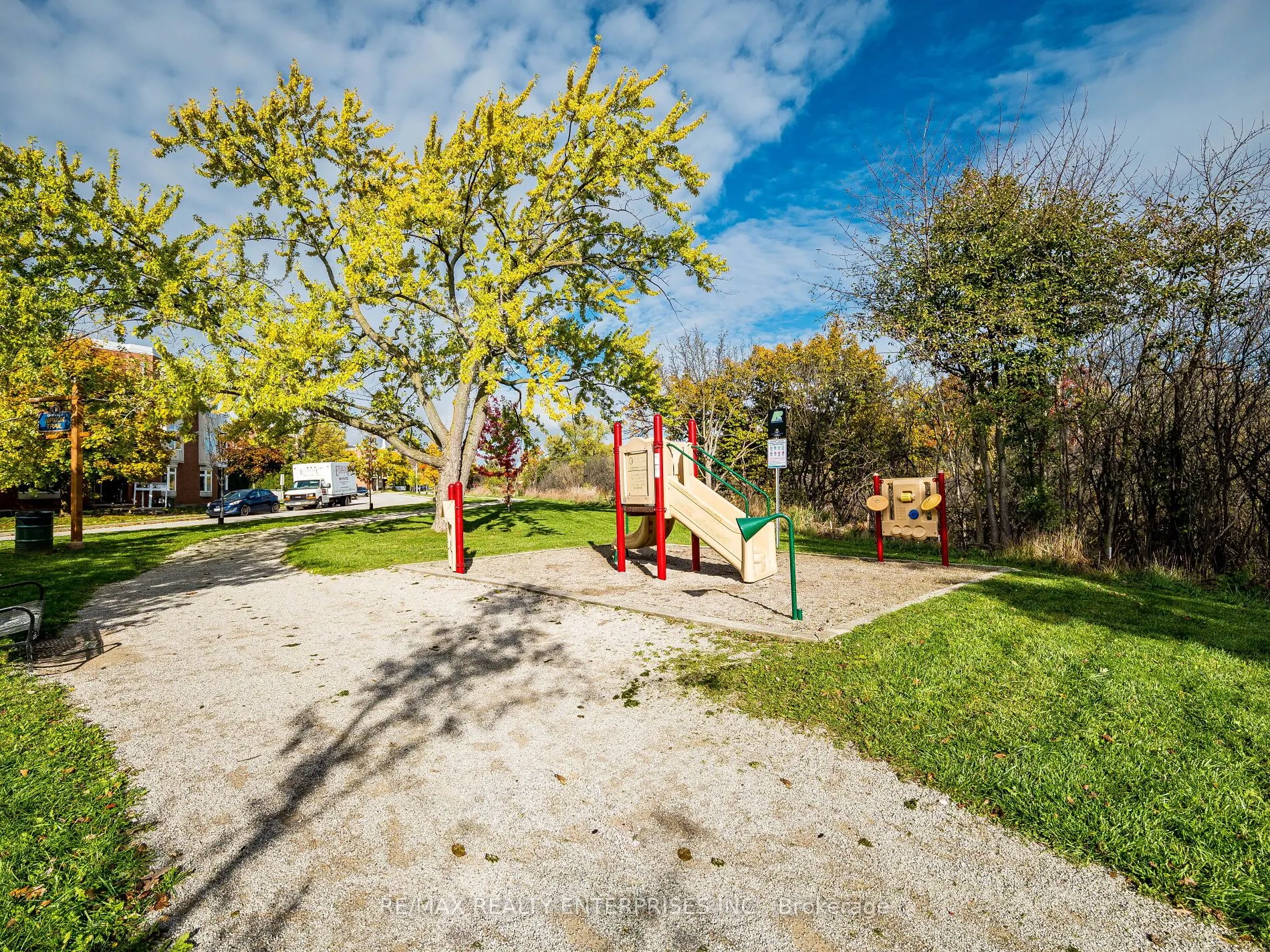 2386 Munn's Avenue E, #E