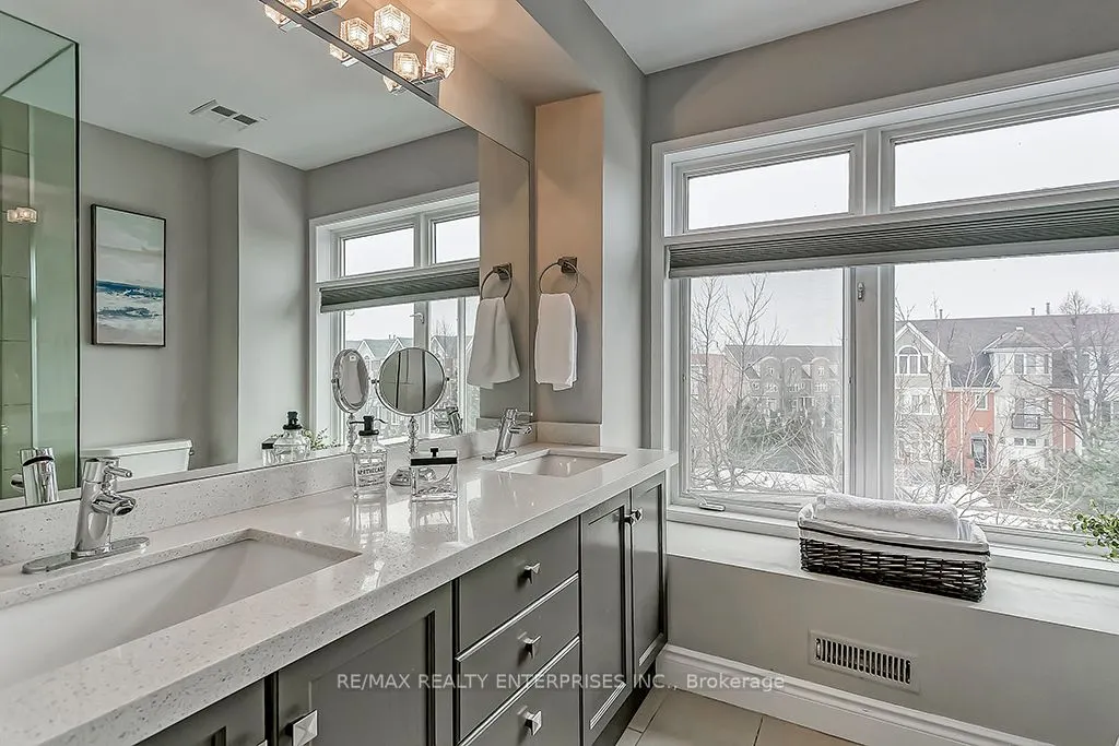 2386 Munn's Avenue E, #E