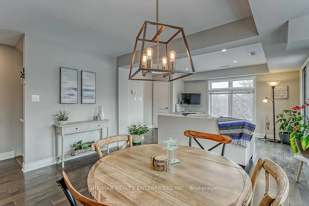 2386 Munn's Avenue E, #E