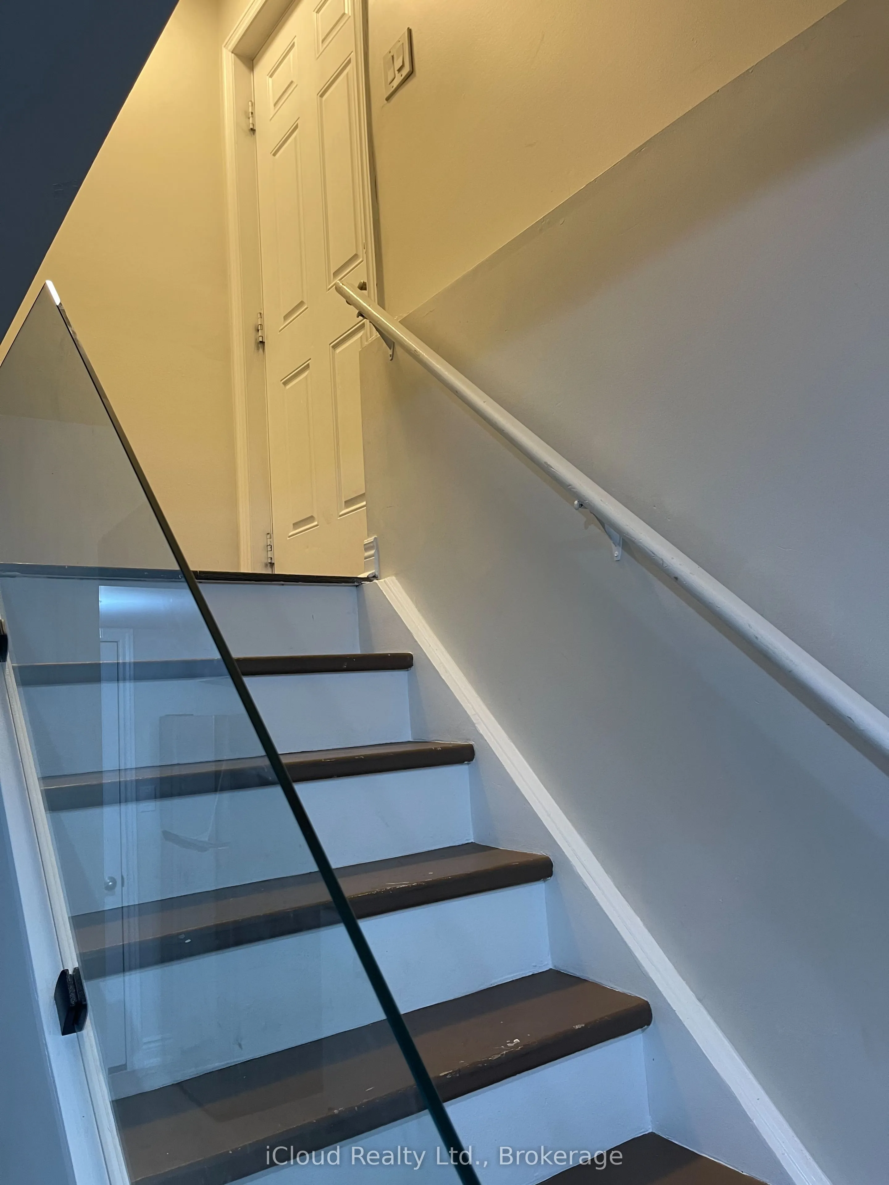 109 Kaitting Trail S, #Basement