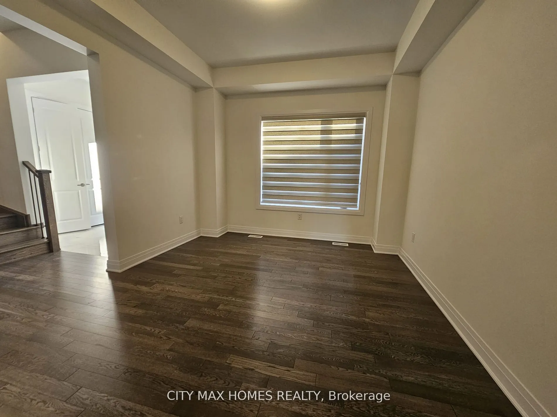 3240 Mariner Passage