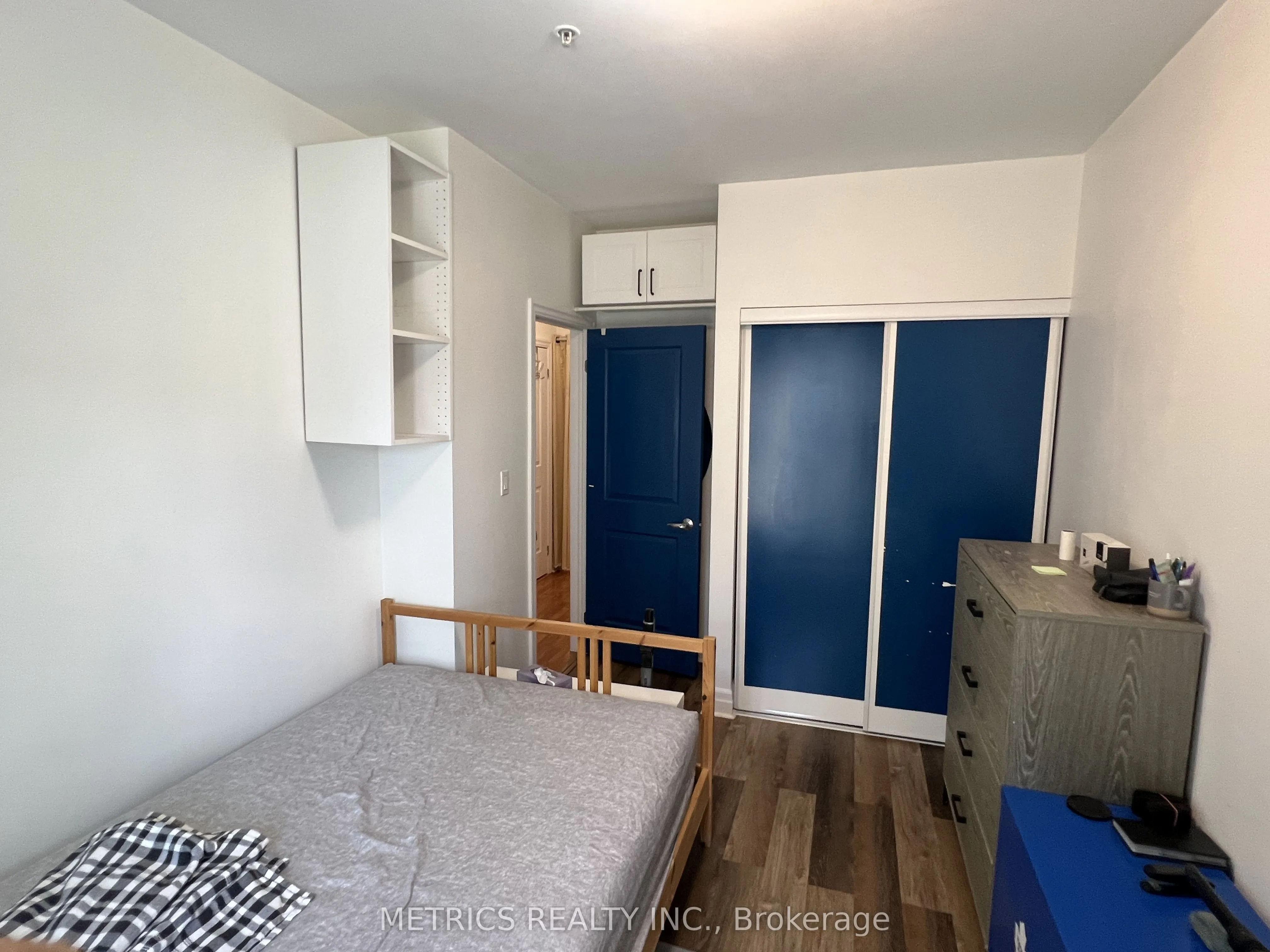 459 Kerr Street, #201