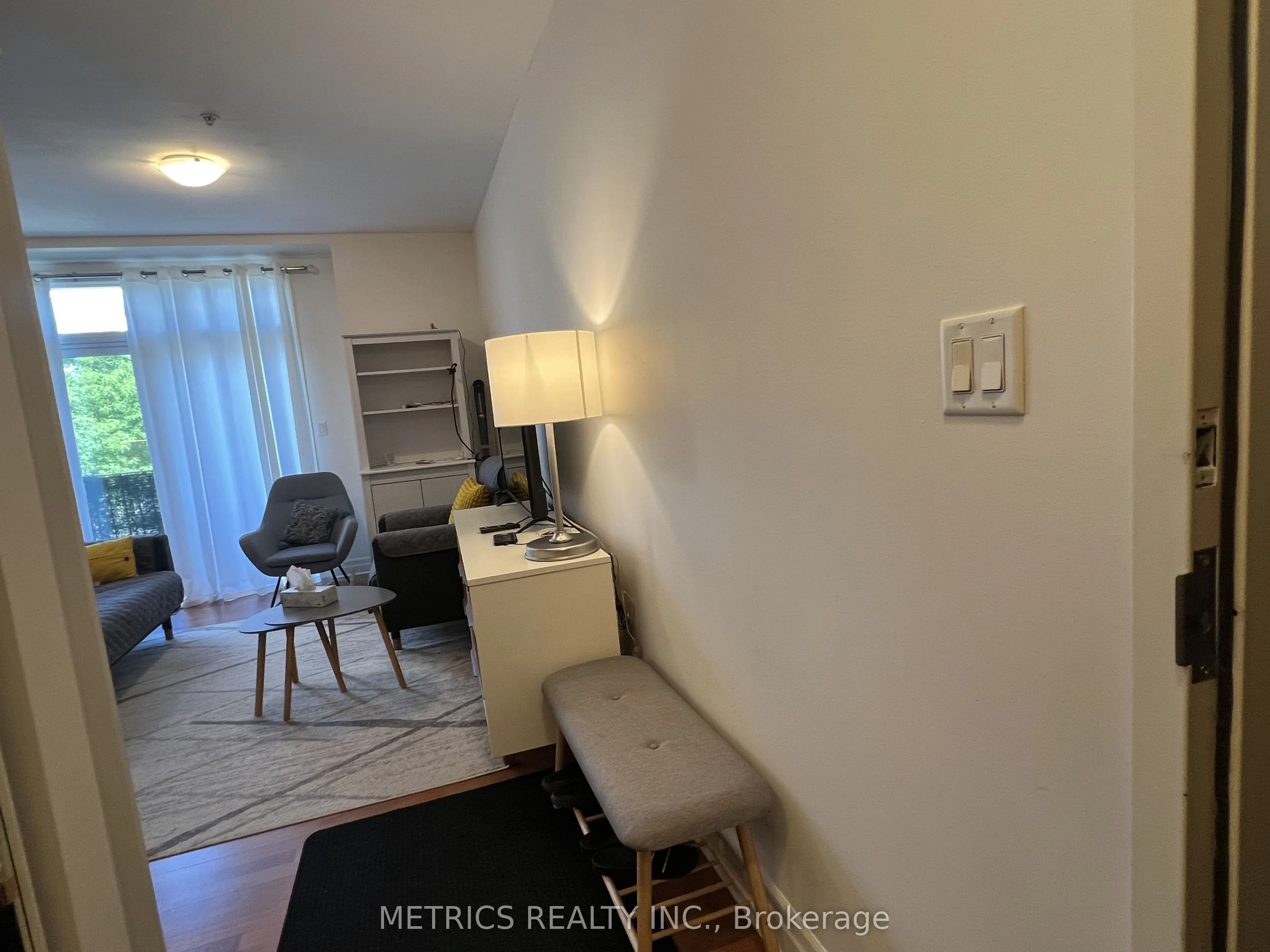 459 Kerr Street, #201