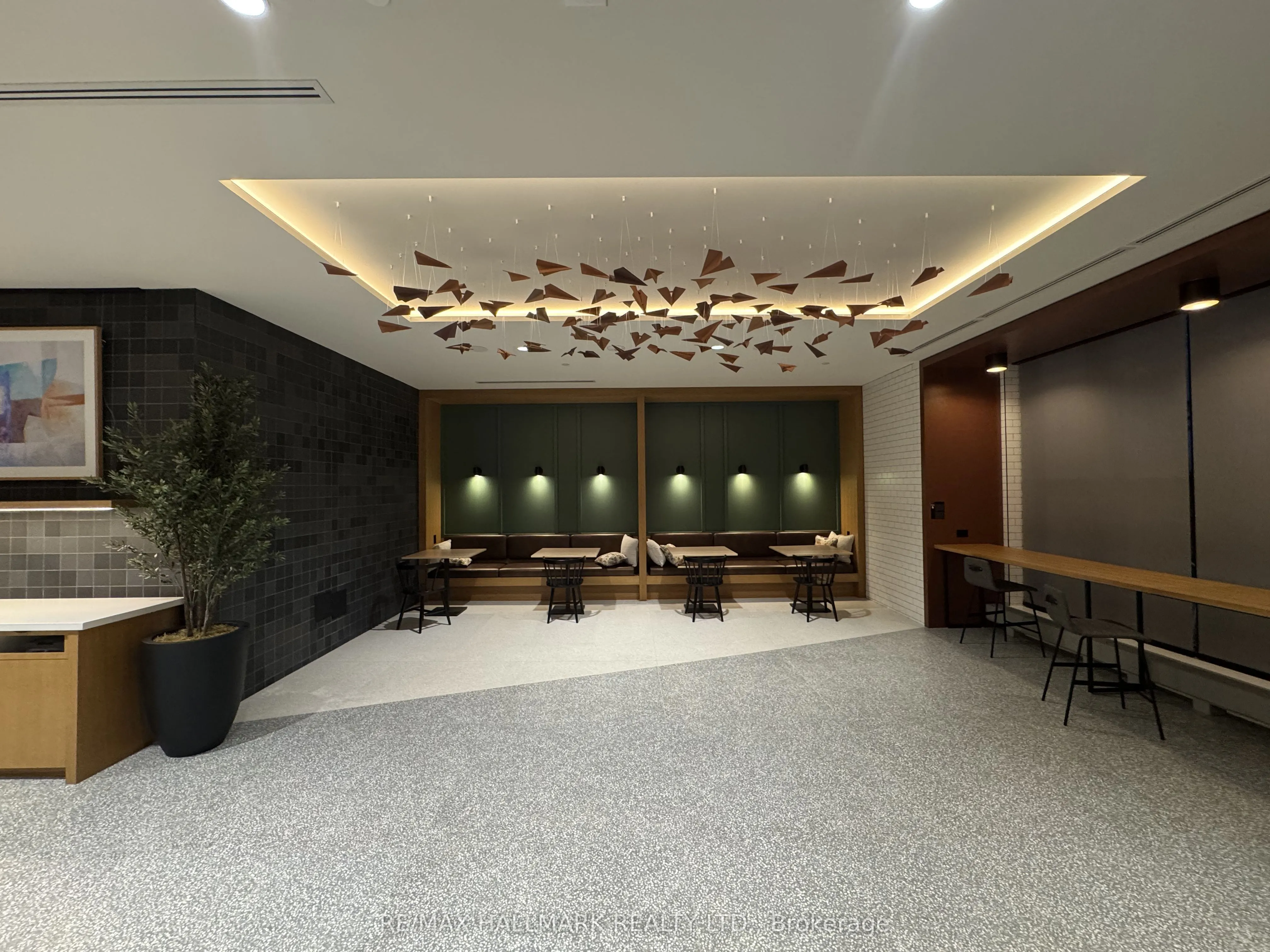 2495 Eglinton Avenue W, #1404