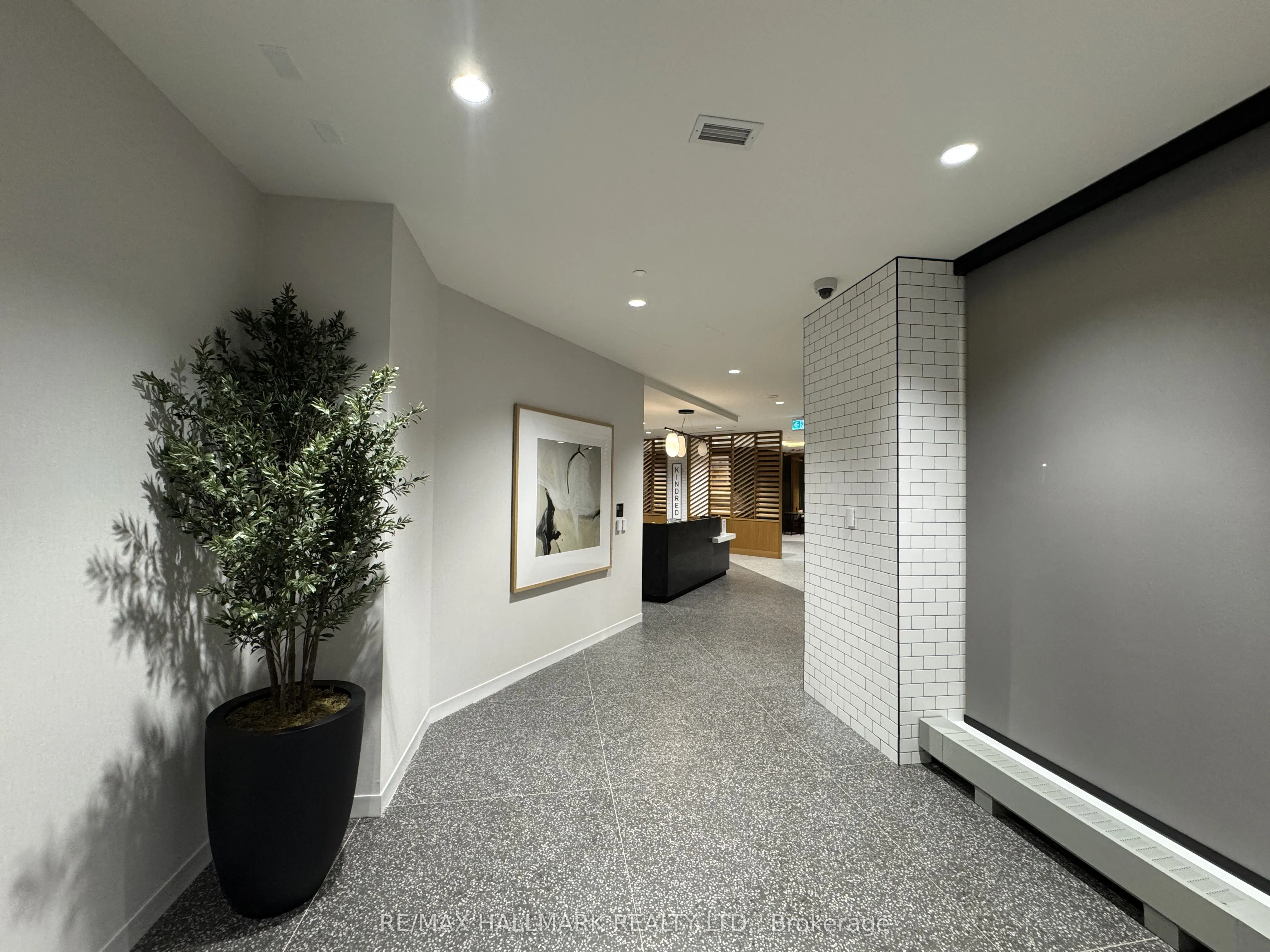 2495 Eglinton Avenue W, #1404