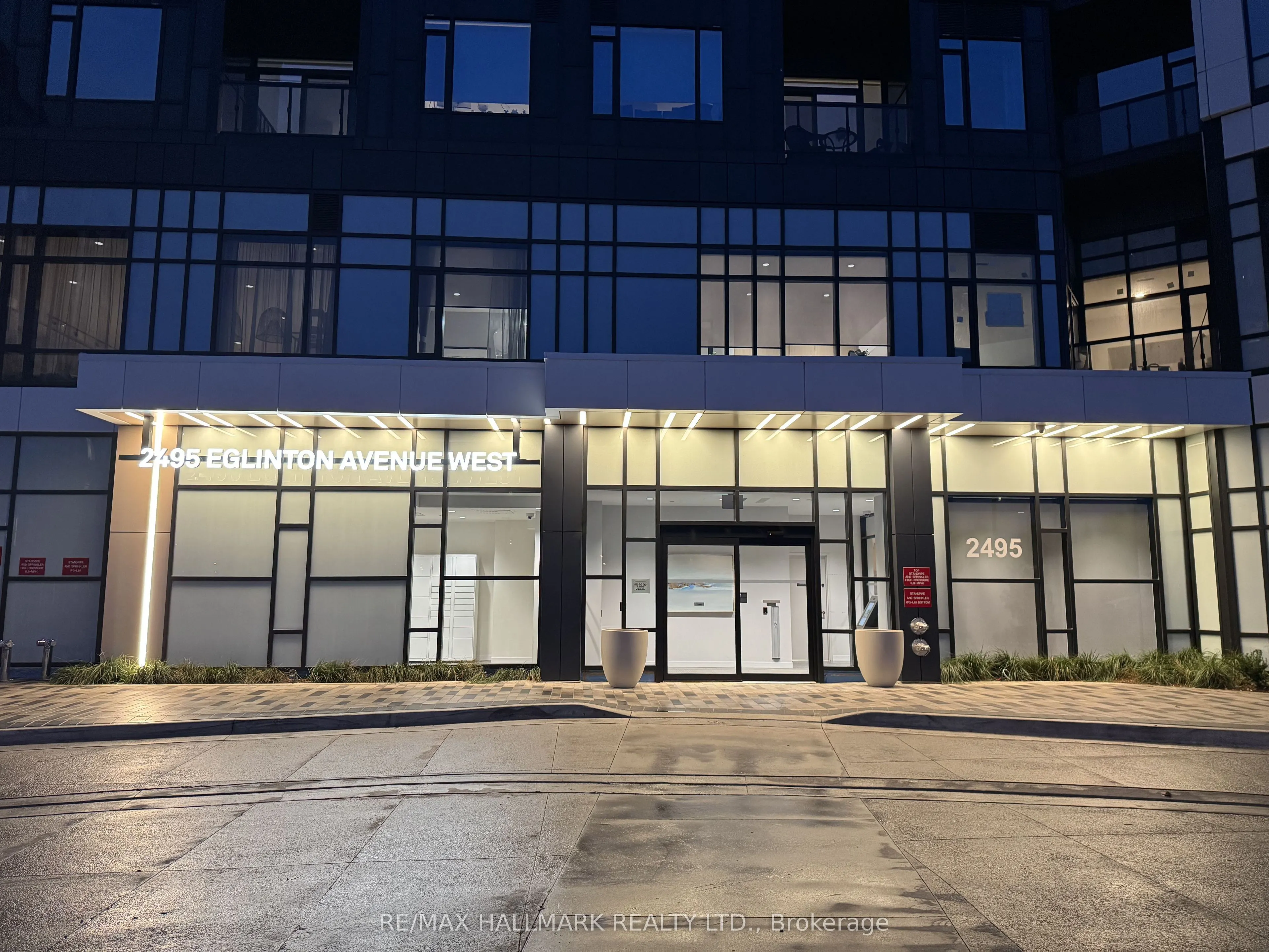 2495 Eglinton Avenue W, #1404