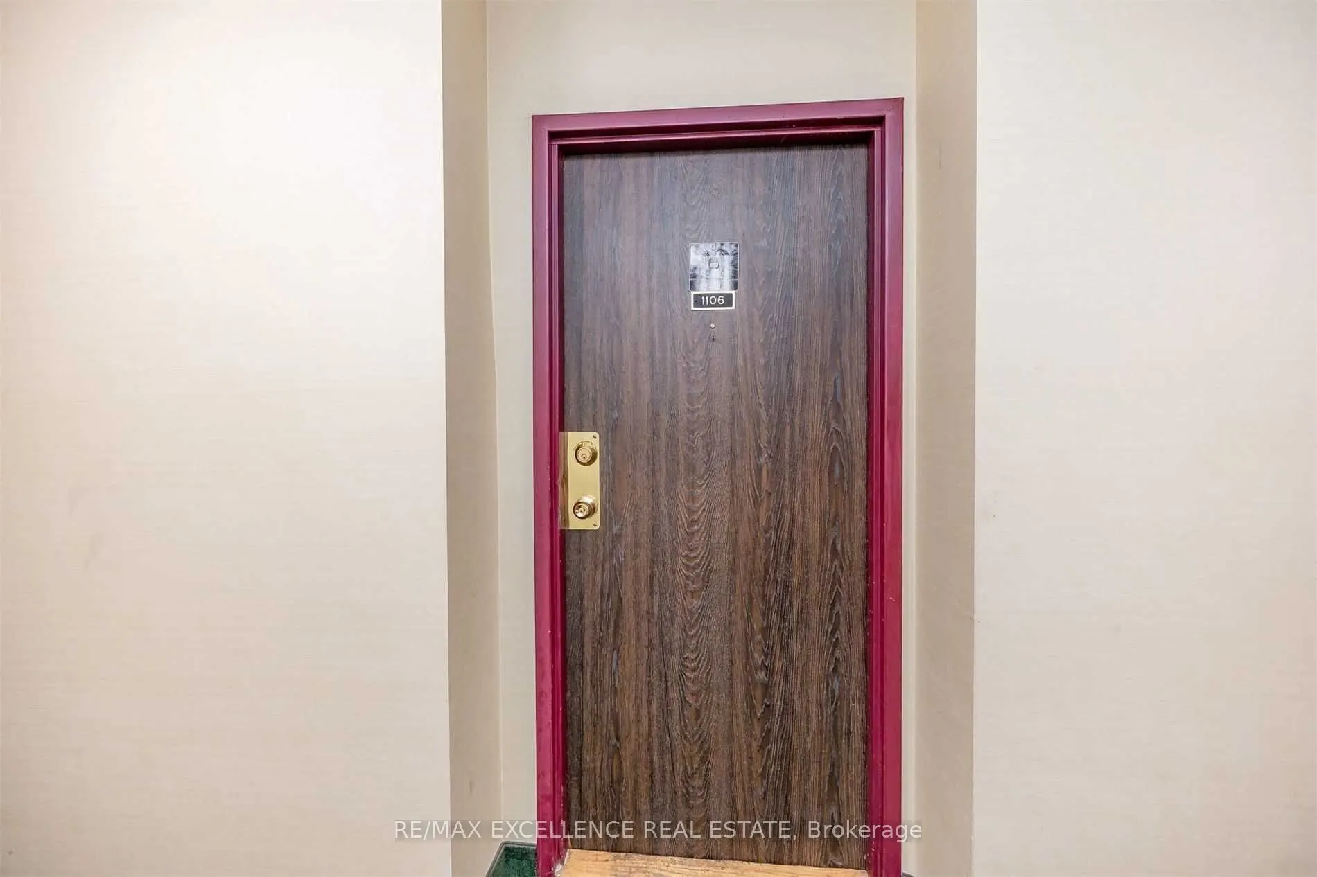 4 Kings Cross Road, #1106