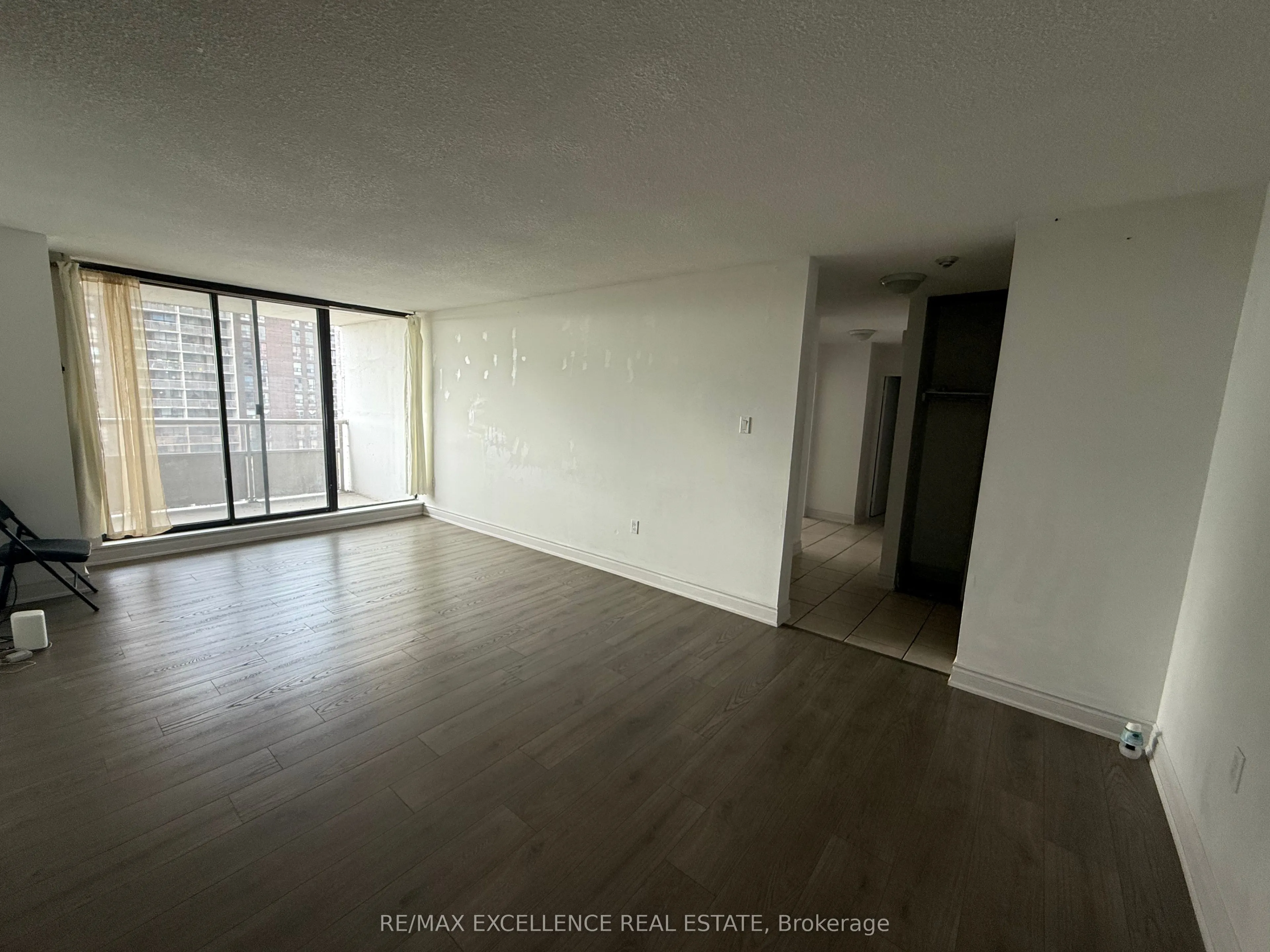 4 Kings Cross Road, #1106