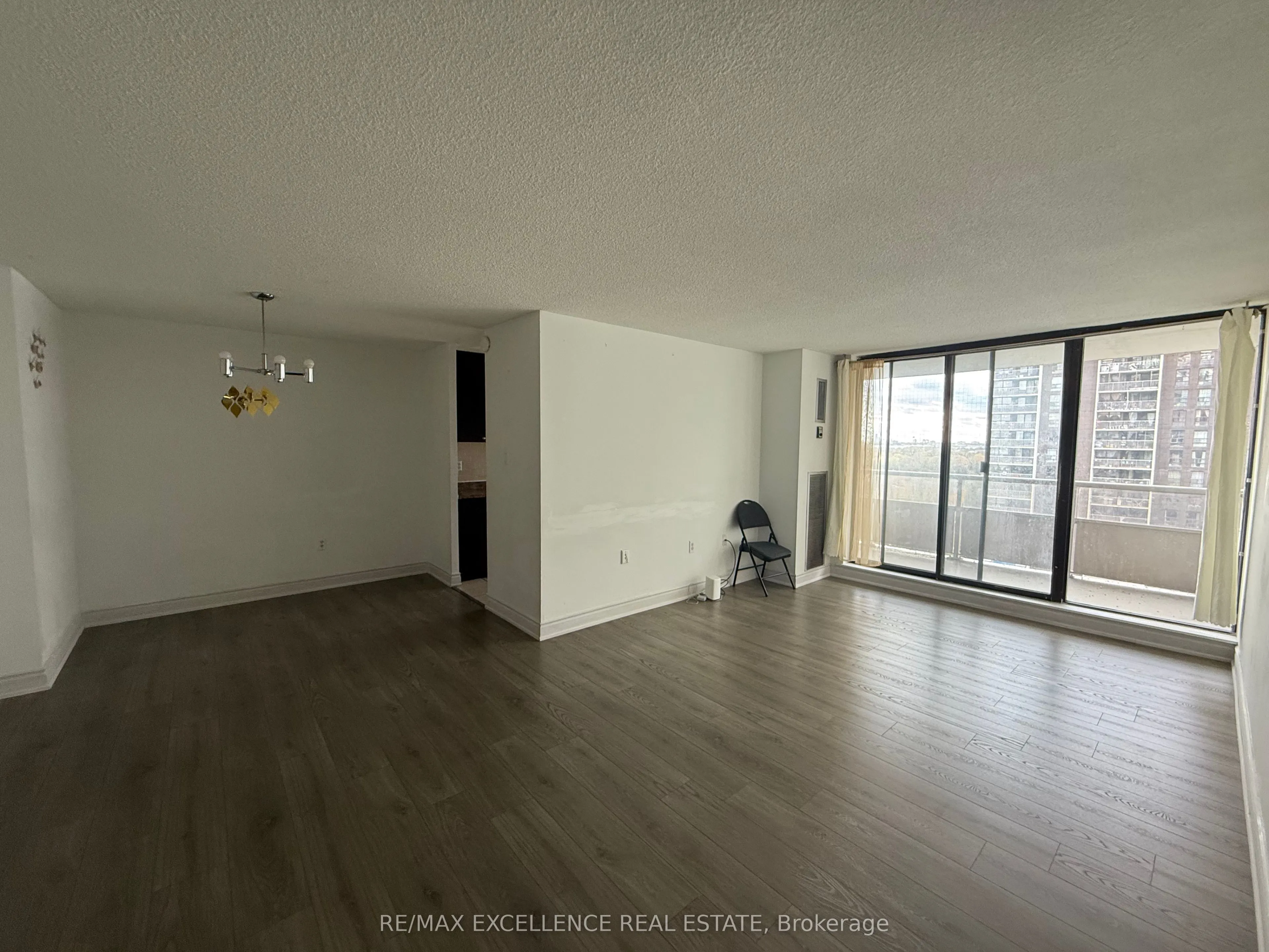 4 Kings Cross Road, #1106