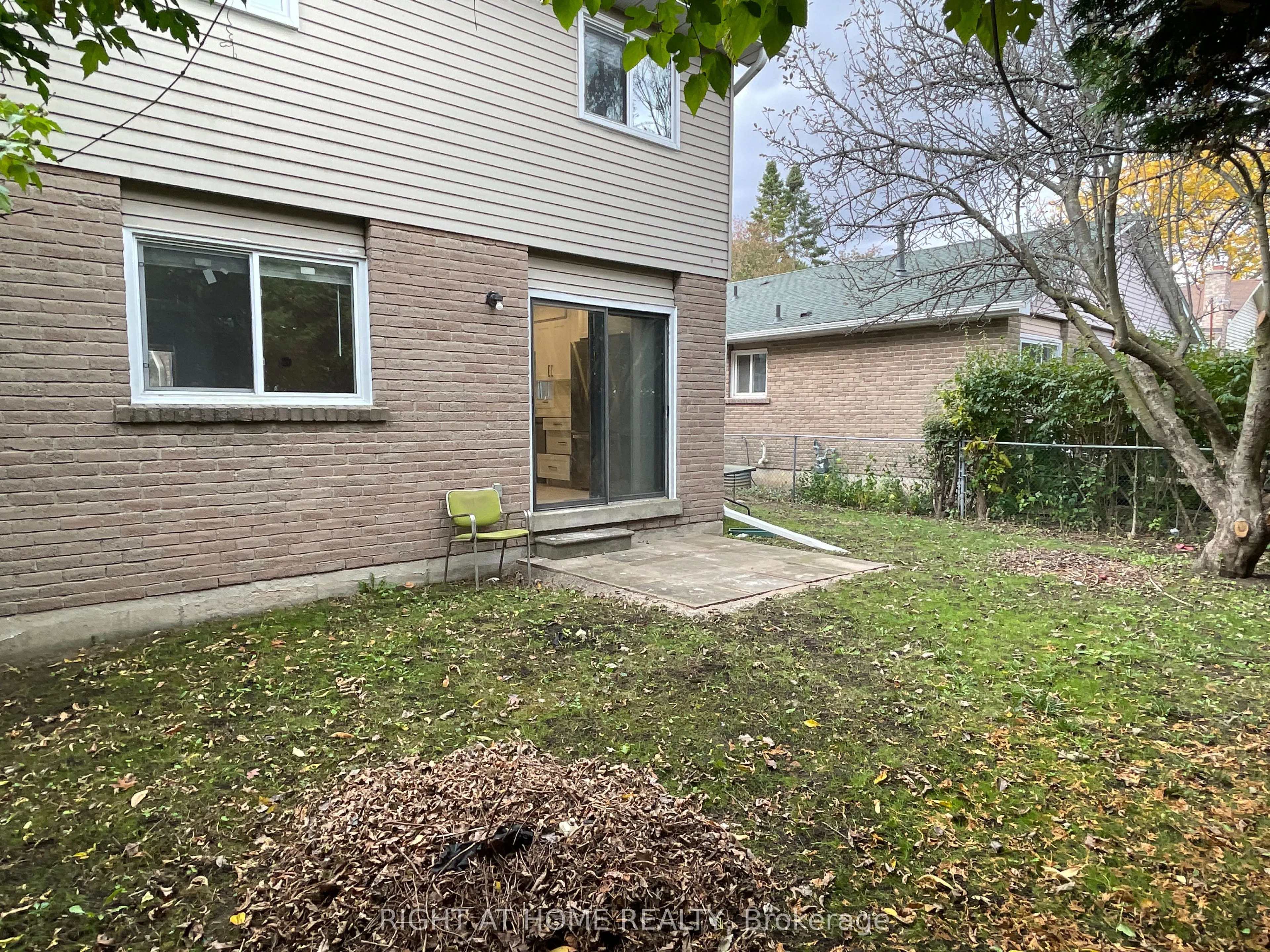 139 Riverview Street, #Upper Unit