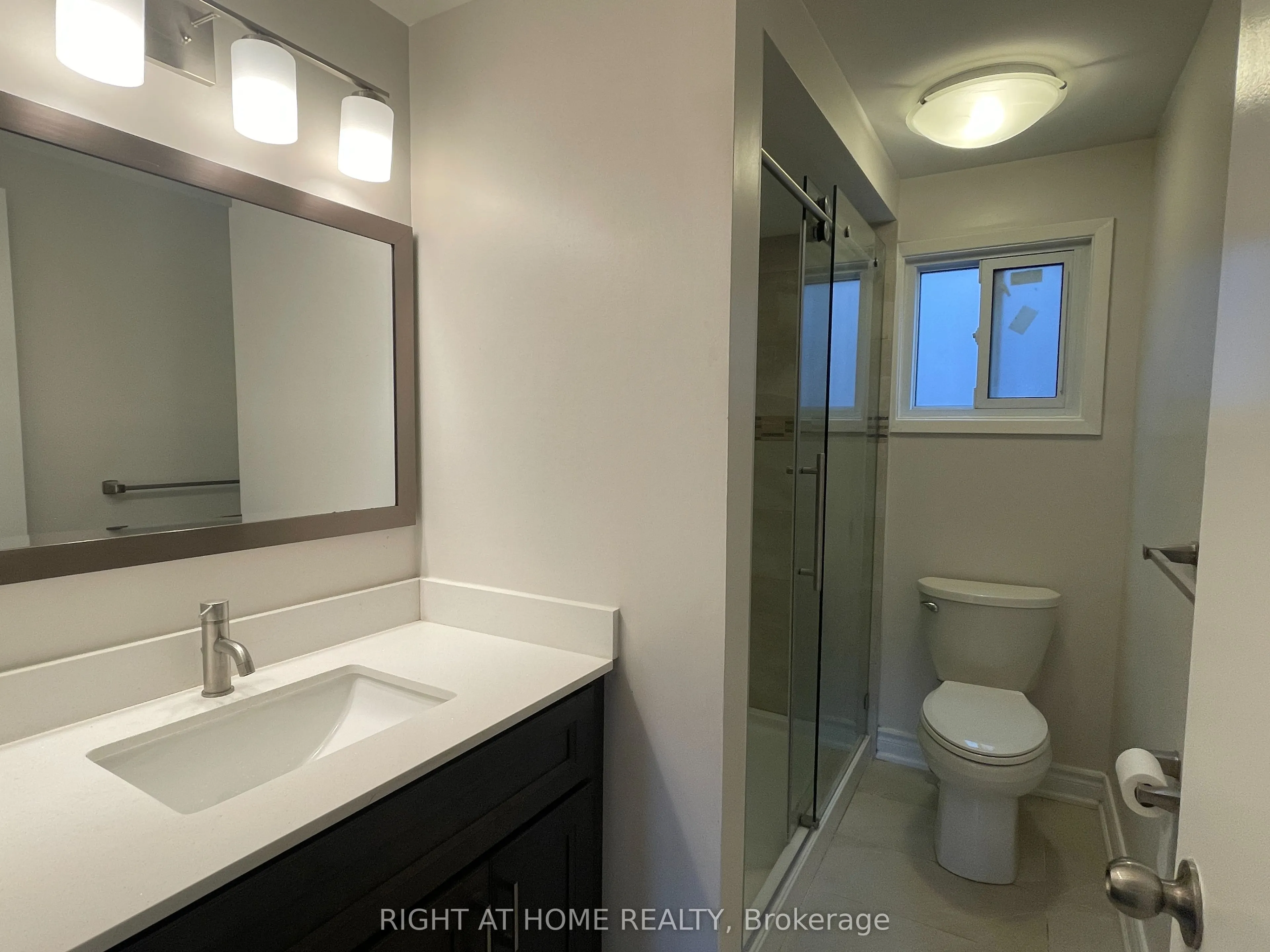 139 Riverview Street, #Upper Unit