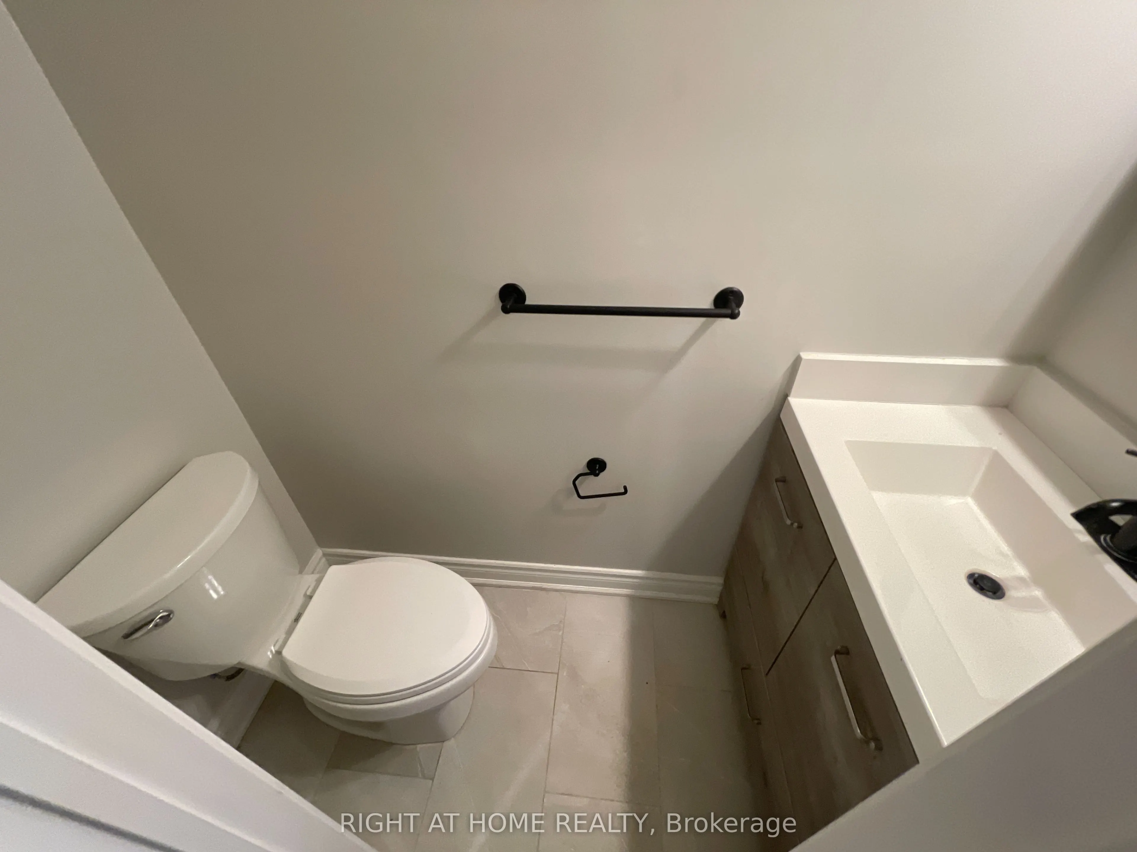 139 Riverview Street, #Upper Unit