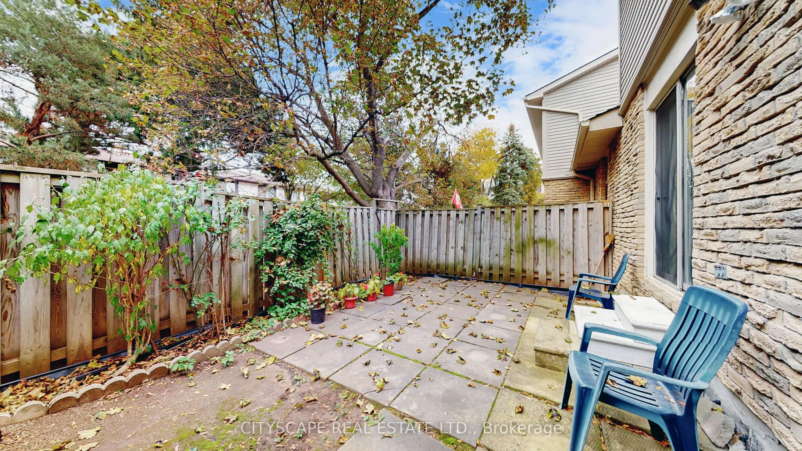 2701 Aquitaine Avenue, #6