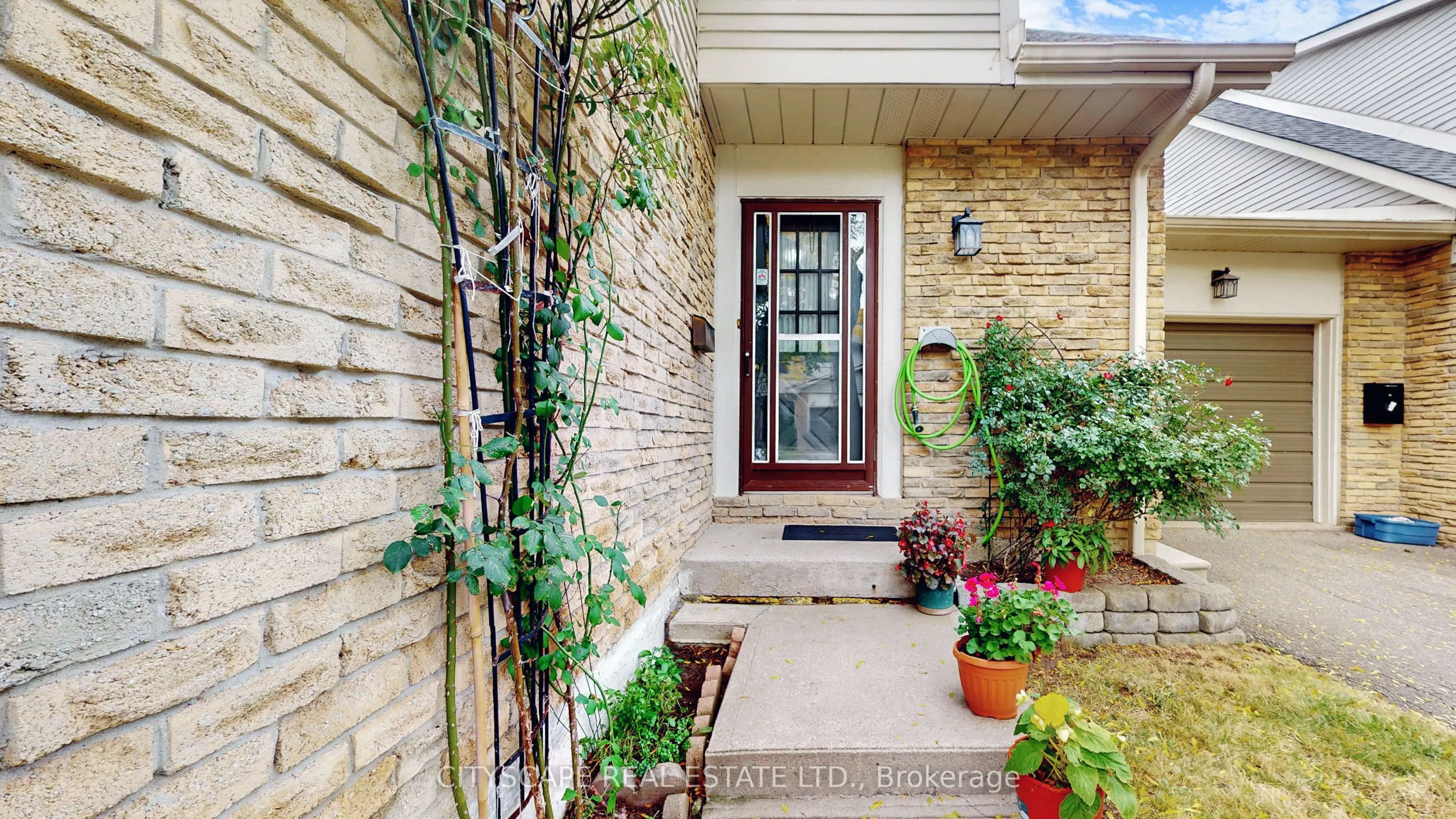 2701 Aquitaine Avenue, #6