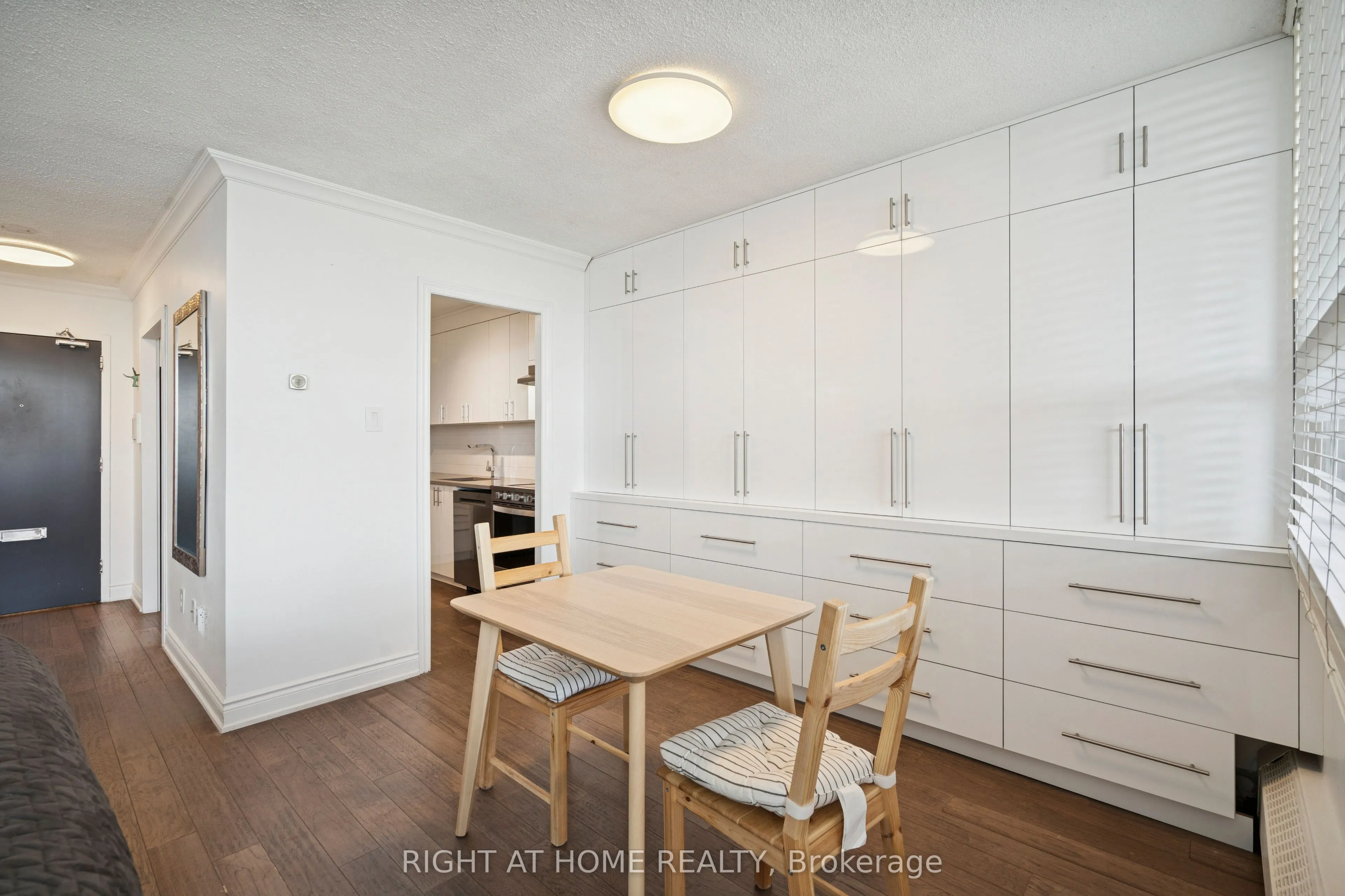 451 The West Mall, #1120